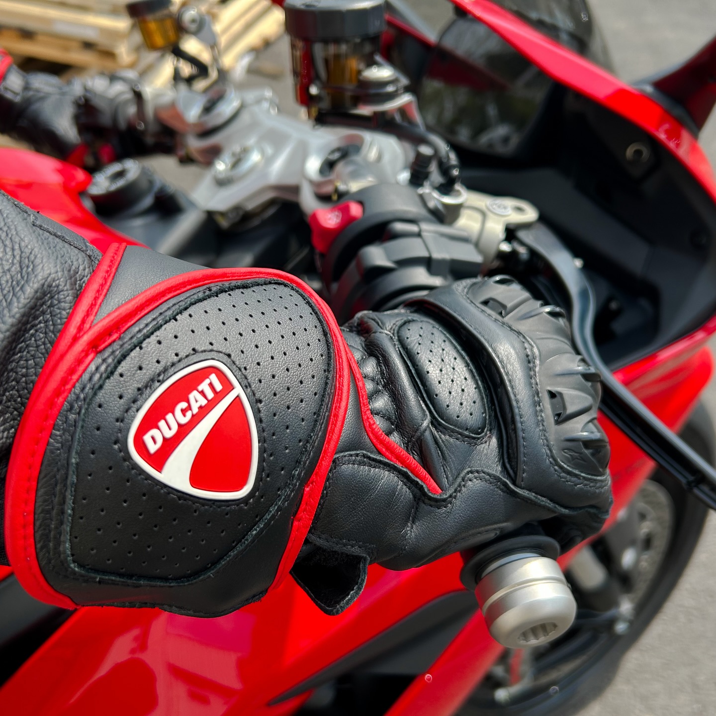 The Ducati Fighter C2 jacket, made by Dainese, is now available at