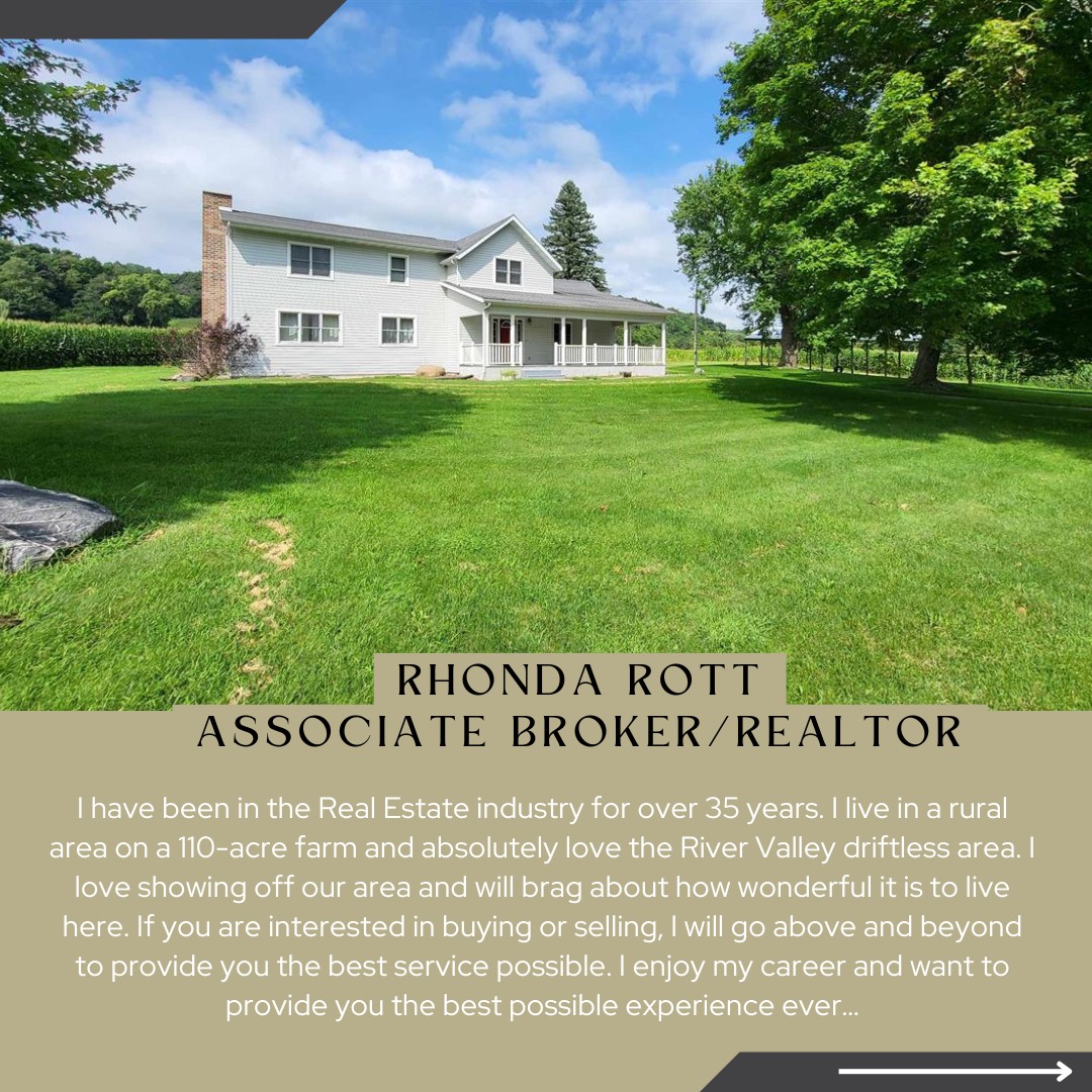 Andrea Joo Century 21 Affiliated | Spring Green WI
