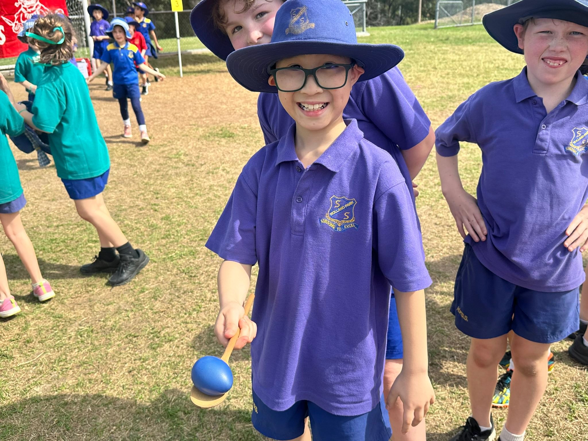 Holland Park State School... - Holland Park State School