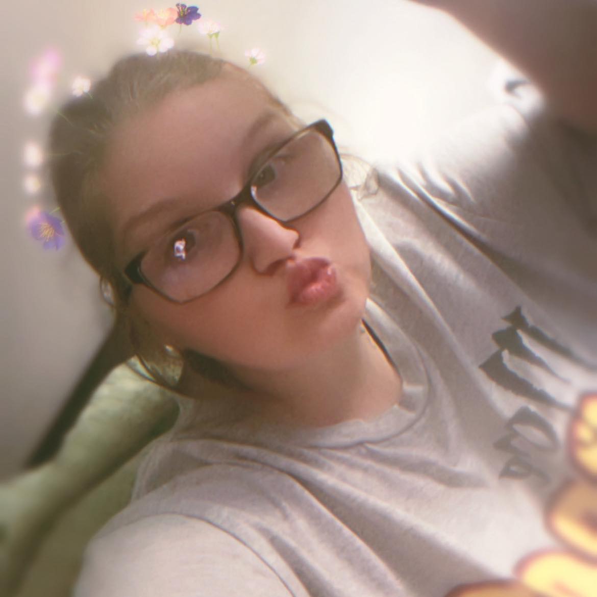 Nyah Hanratty - Can’t eat ! My lip n teeth are so sore | Facebook