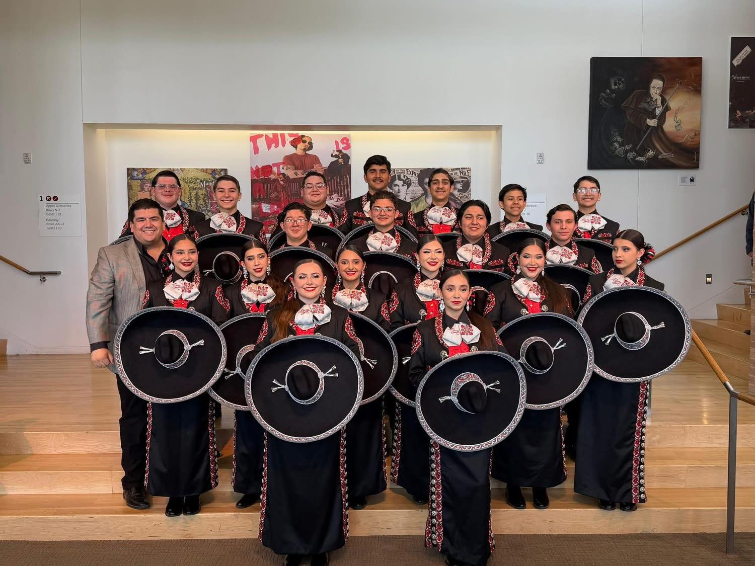 El - El tercer lugar del Mariachi Cascabel de la Preparatoria Rio ...