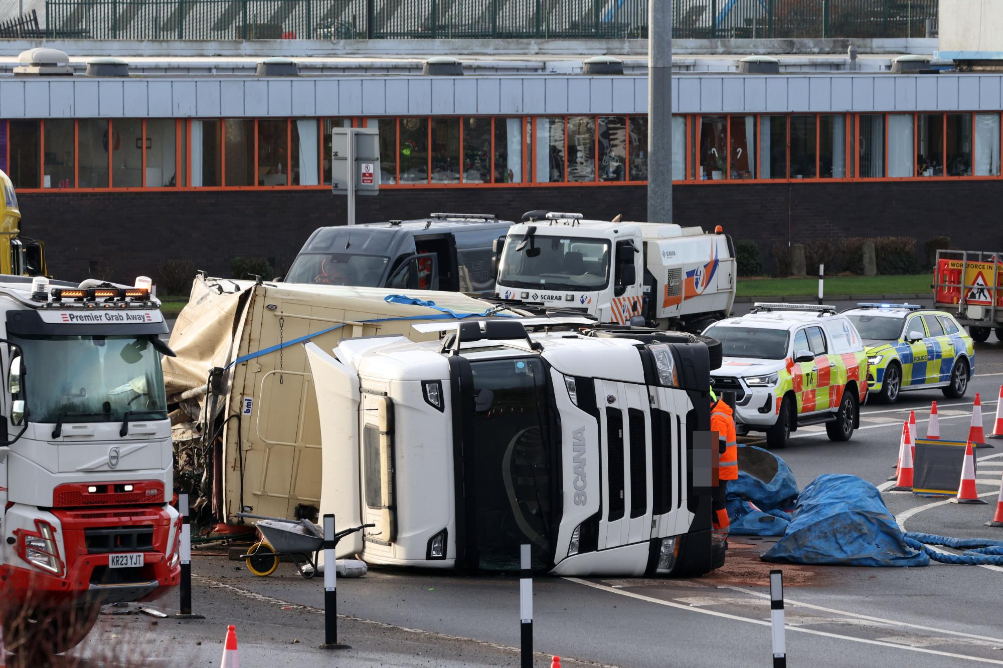 A lorry has overturned on the A19... - Newcastle Chronicle | Facebook