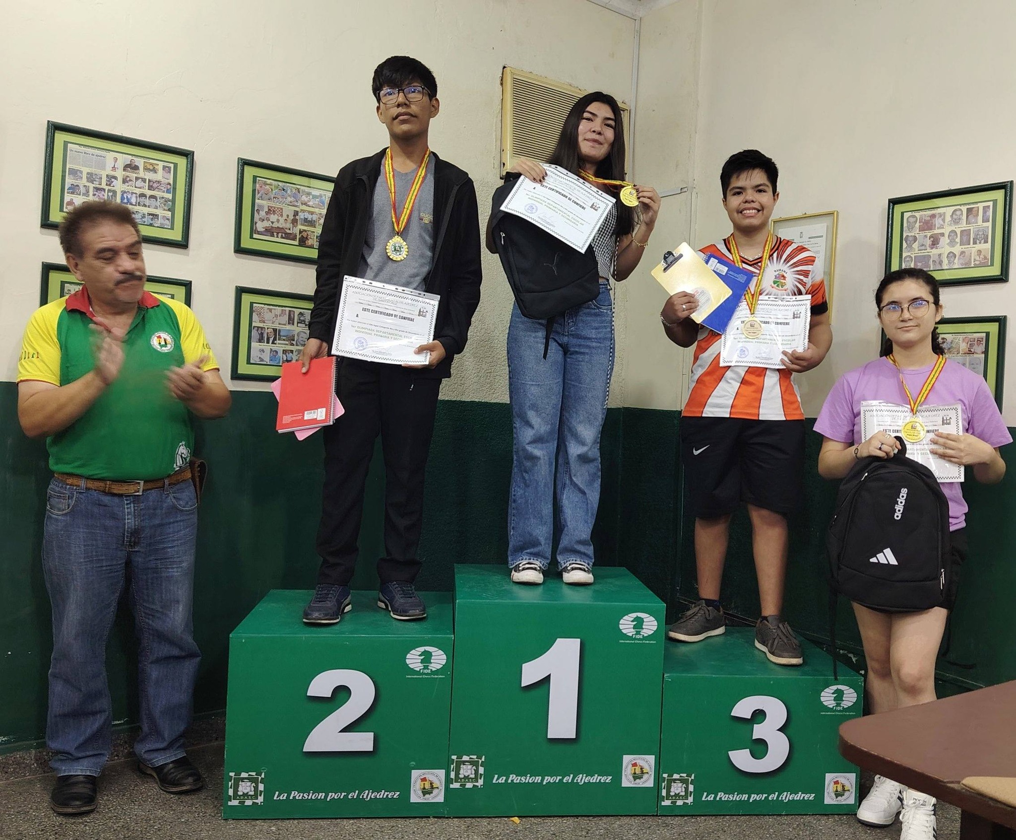 La - Categoría 4to y 6to grado de Secundaria, 1er lugar: María Fernanda ...