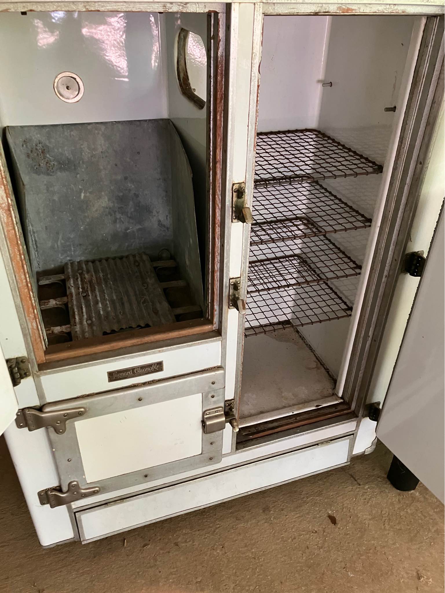 Leonard Cleanable Ice Box - Refrigerators & Ice Boxes - West Blocton ...