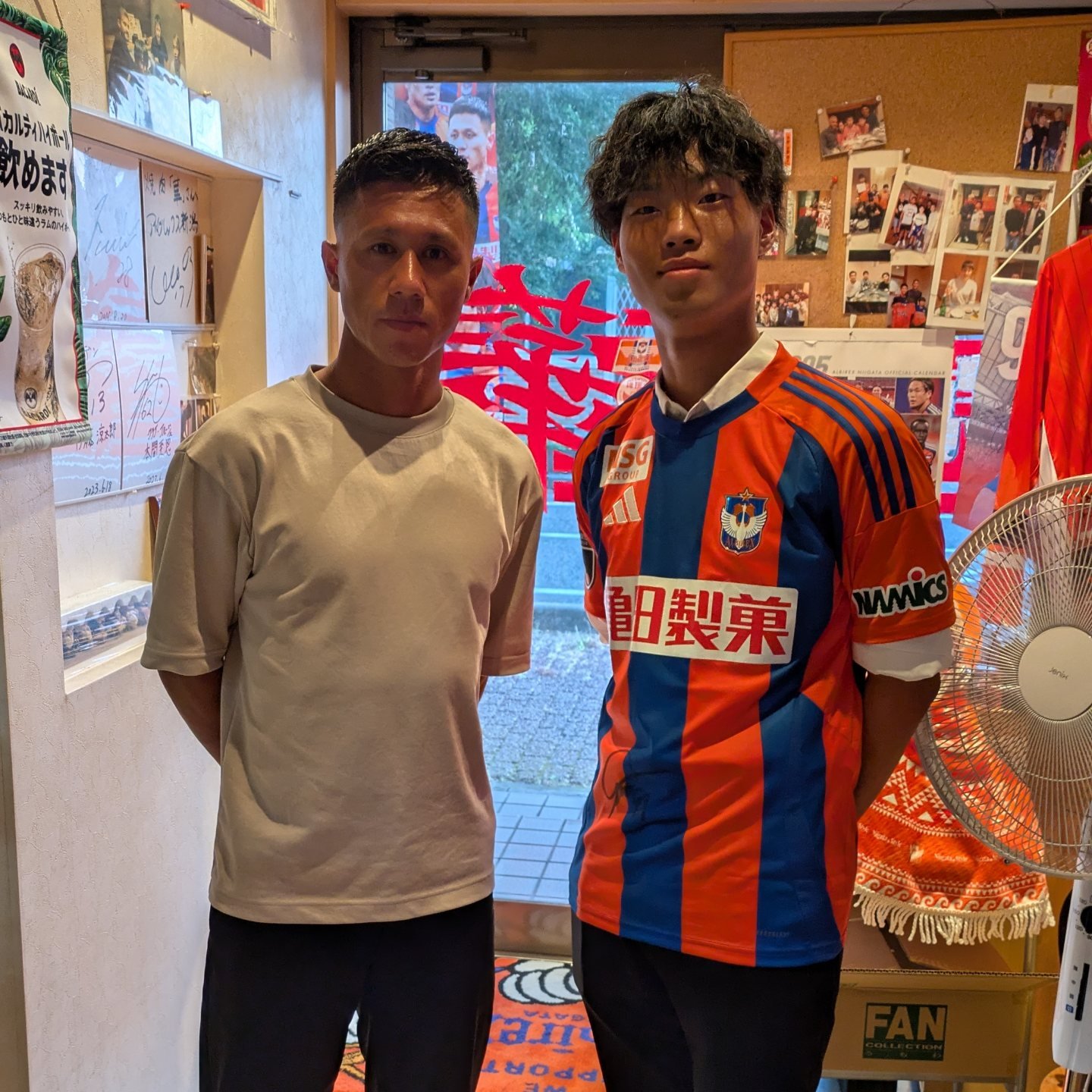 長男の99番ユニ👍中にワイシャツ来てるから入団式みたいになってた