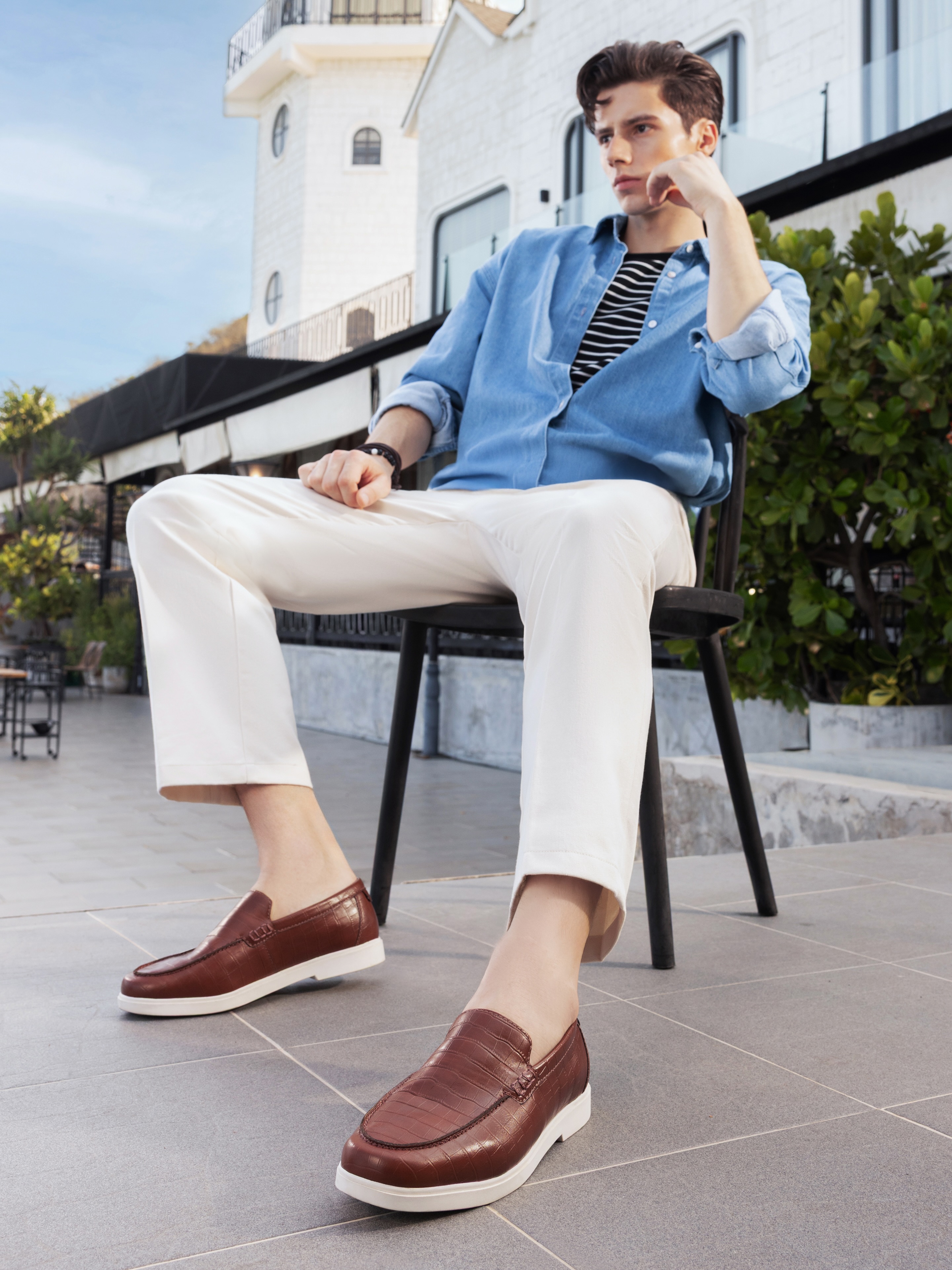 Looking dapper has never been easier. These casual loafers for men are a iconic, yet effortless style statement. #NDURE