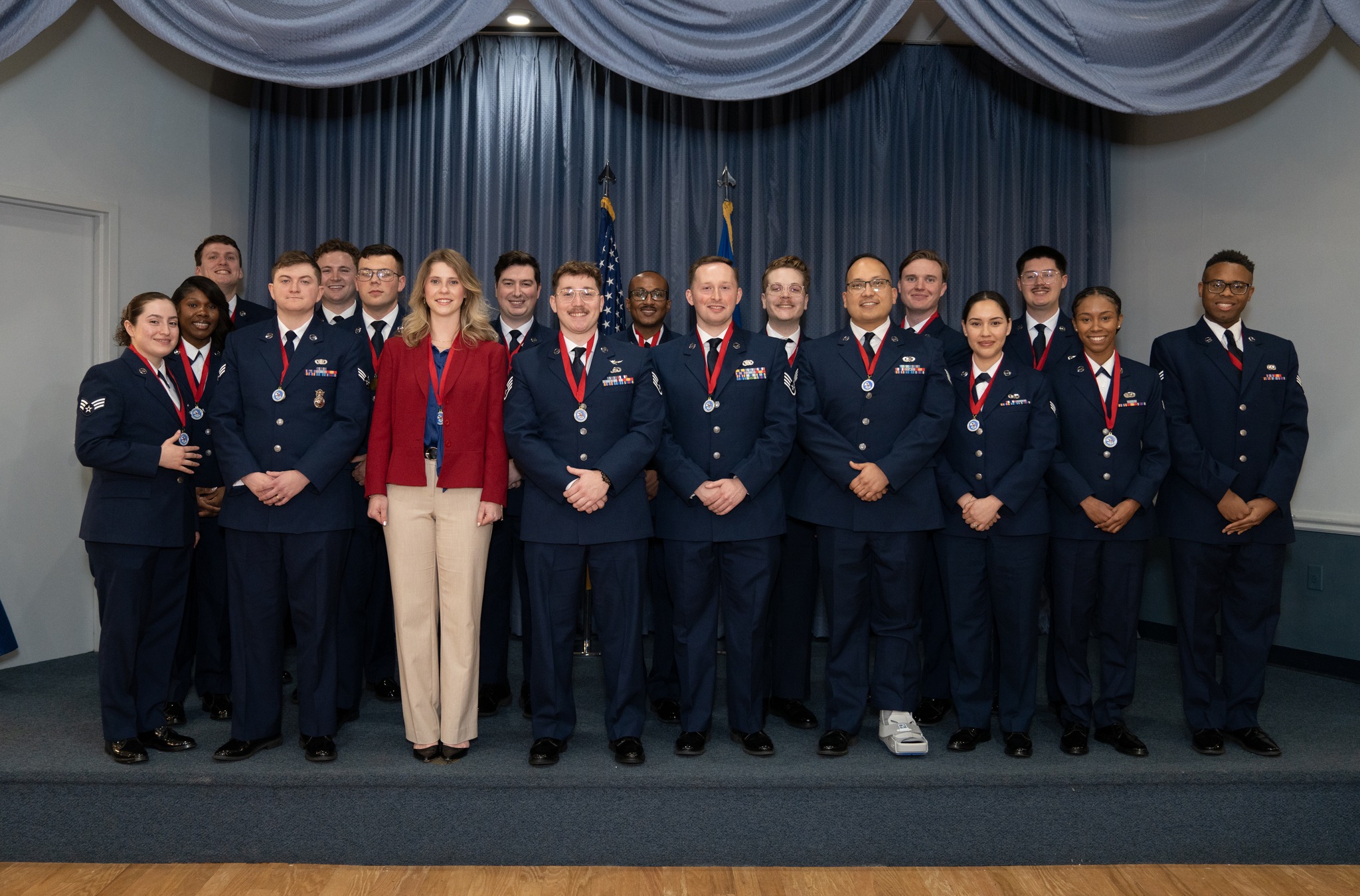 Robins - Check out the newest leaders in our Air Force! 🥳 ...