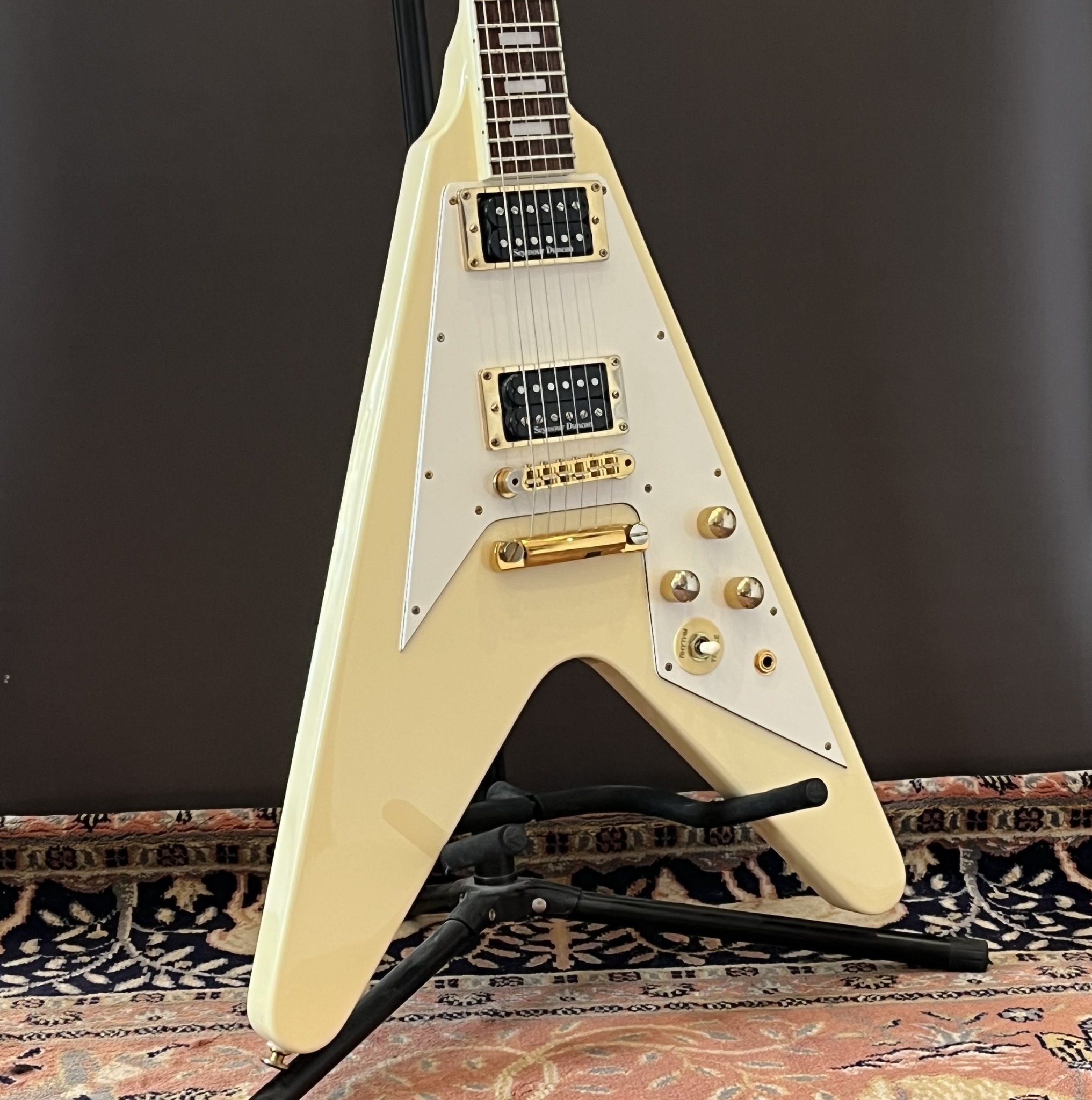 Vintage - JUST ARRIVED - 2007 Edwards (ESP) E-FV-85D Flying V