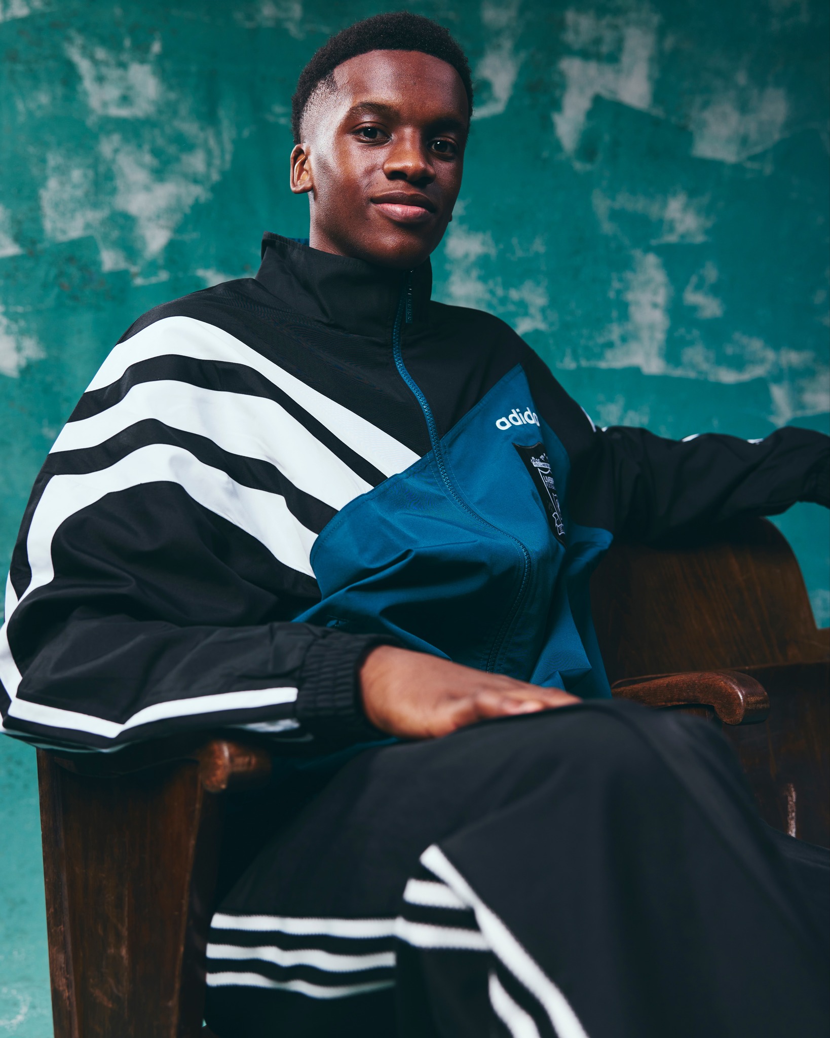 The legend returns! ⚽💥 adidas brings back the Liverpool 1995/96