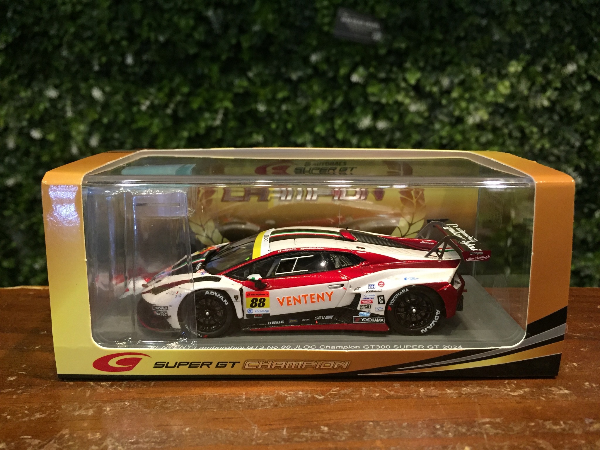 Spark 1/43 VENTENY Lamborghini チャンピオン Spark 新到貨New Arrivals! 1/43 Lamborghini GT3 #88 Champion GT300