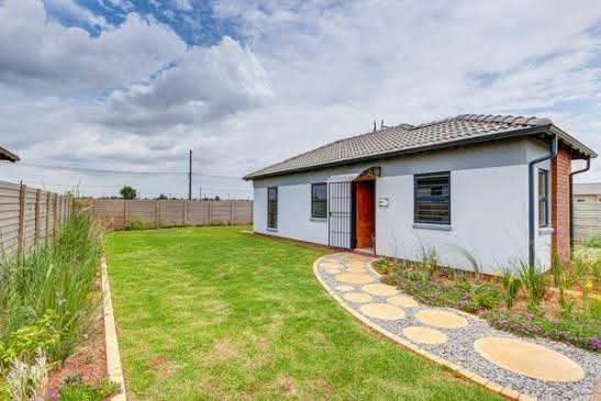 New RDP houses and flats are for sale in Gauteng province at Soweto ...