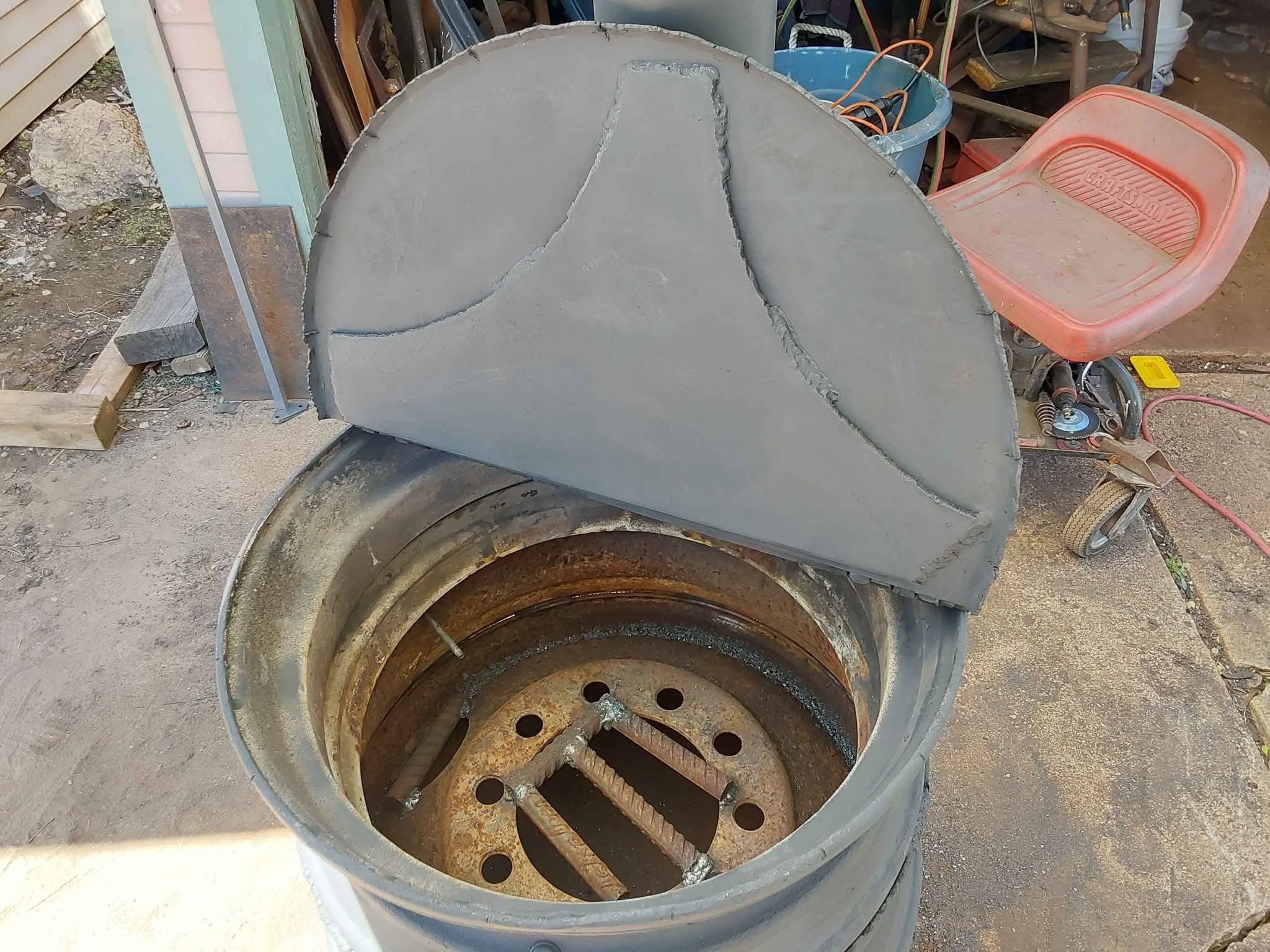 Pot belly stove/chimera made out of 24