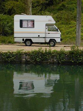 Un micro-camping-car sur la base... - Le Monde du Camping-Car | Facebook