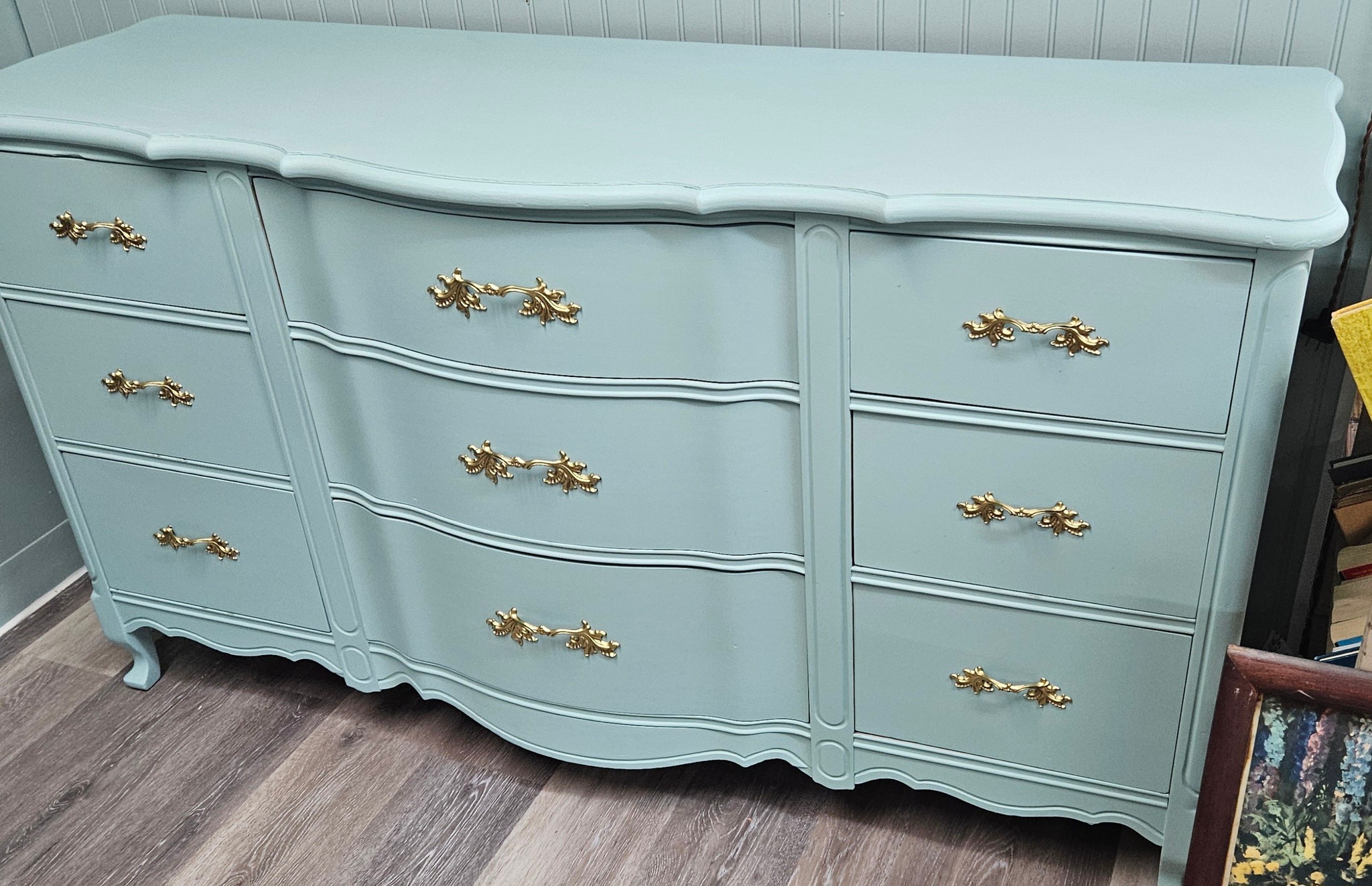 Sparrow-Waco - Stunning French provential painted Tide... | Facebook