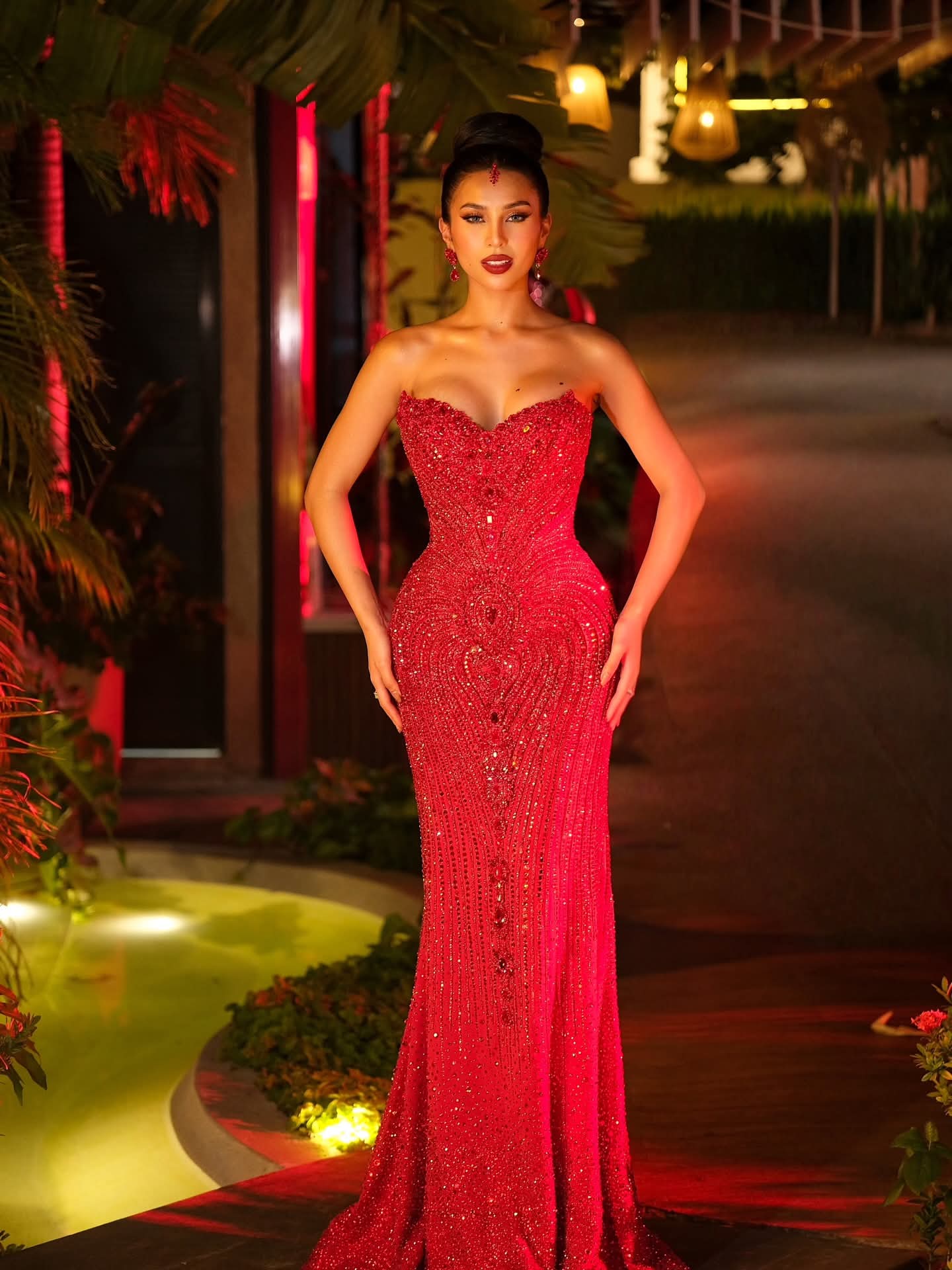 INQUIRER.net - SHOWSTOPPER 🎉 LOOK: The Philippines' Beatriz Mclelland ...