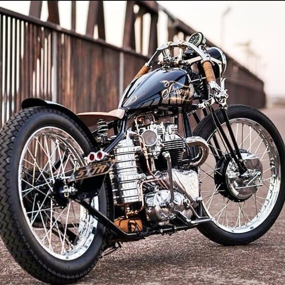 Classic Motors Culture - 💯What an awesome Triumph pre unit runner💯