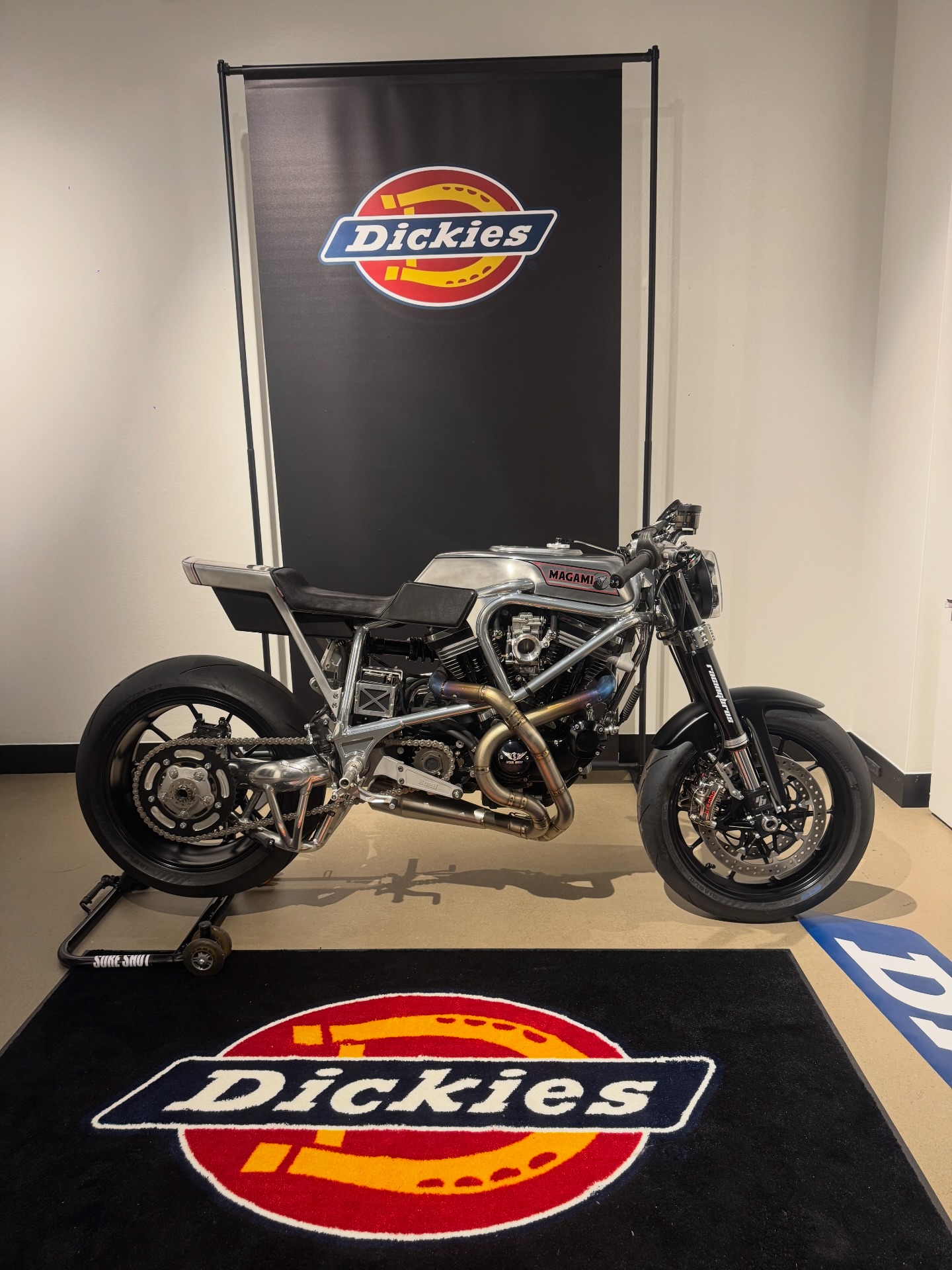 Heiwa motorcycle added a new photo — at - Heiwa motorcycle