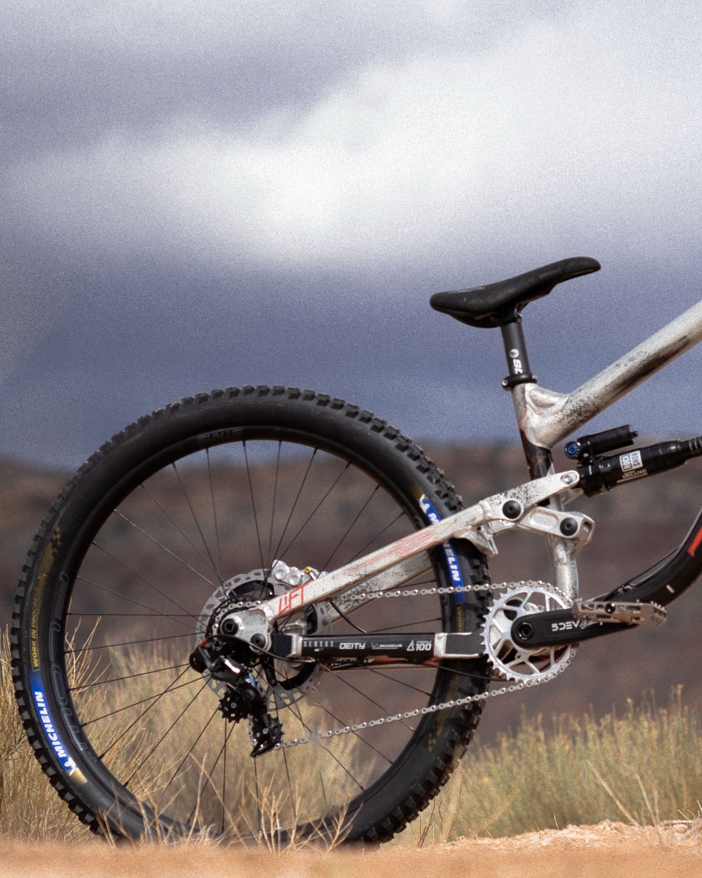 Production Sample of the new Zink Bikes DH 😮 Feels like a 190mm