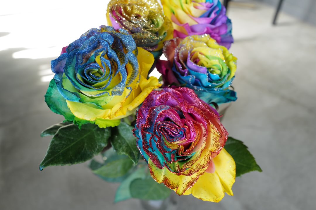 他にはない特別なバラを日本全国にお届けします ROSE SHOP 0266-28-1188
