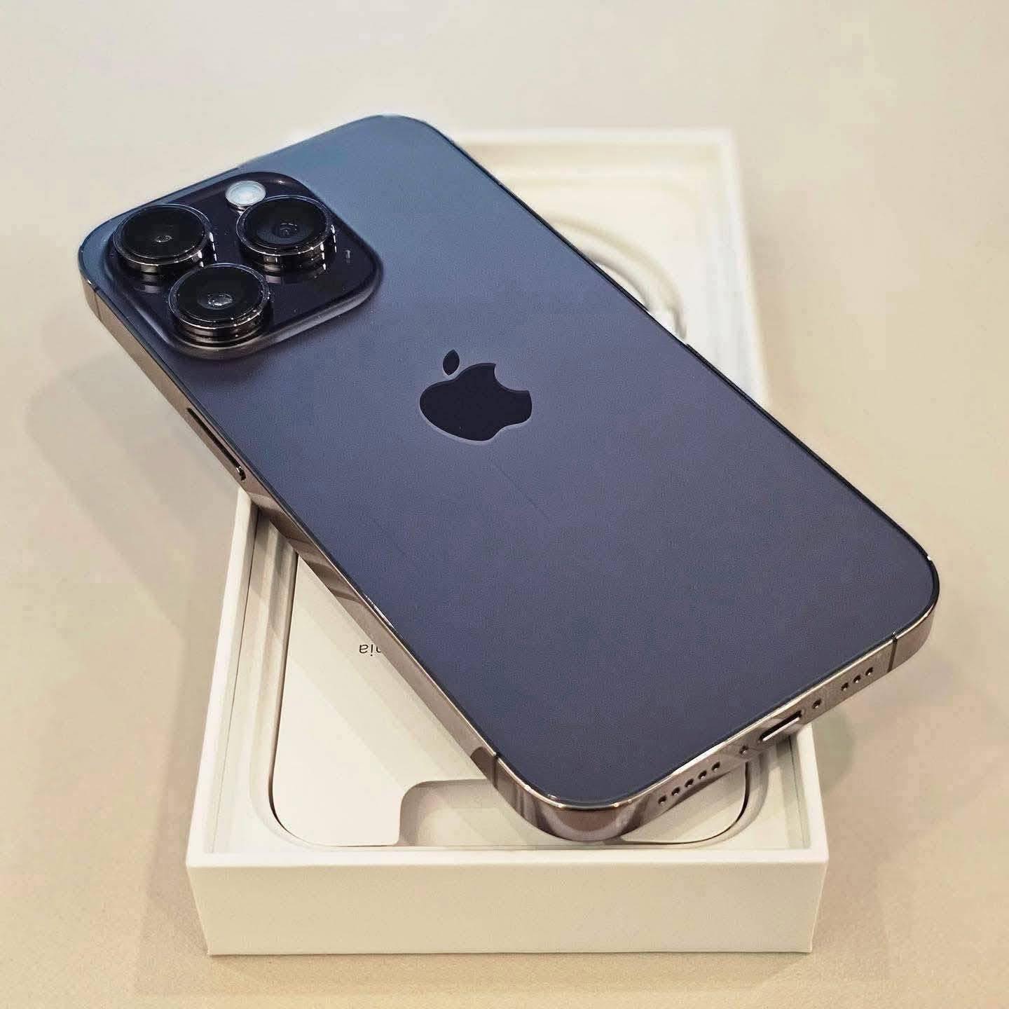 iPhone 14pro 256GB Brand new condition / Battery:100% 790.000 won