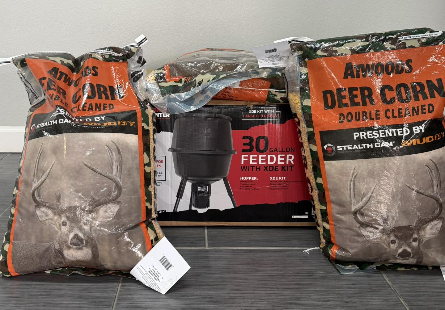 🦌🌽 FREE STUFF ALERT 🌽🦌 Fellas…... - AJ's Auto Sales Inc | Facebook