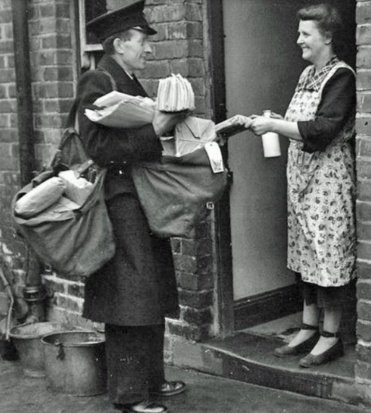 British - Despite the snowstorm that struck on Tuesday, the postman did ...