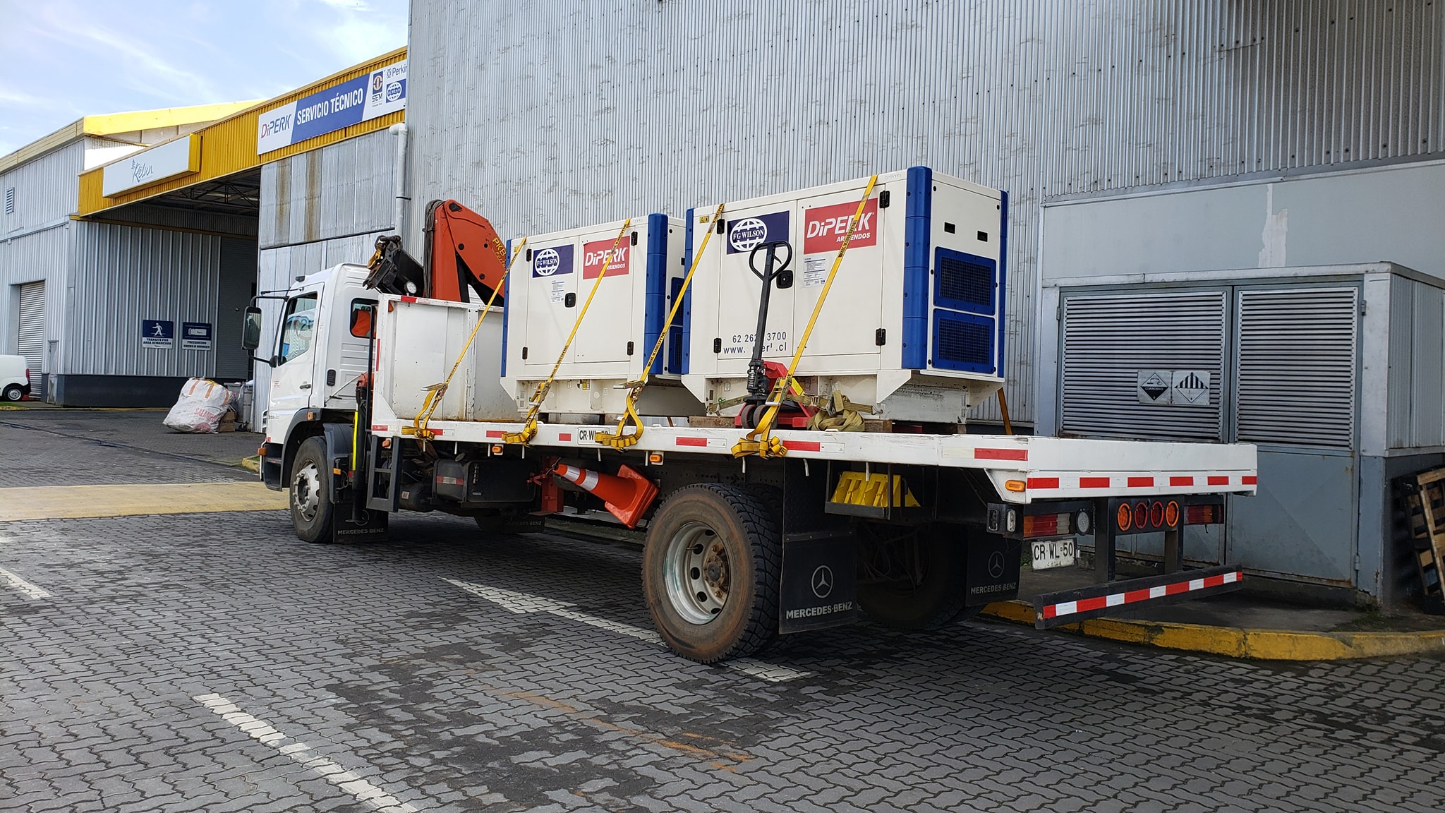Transmax camión pluma