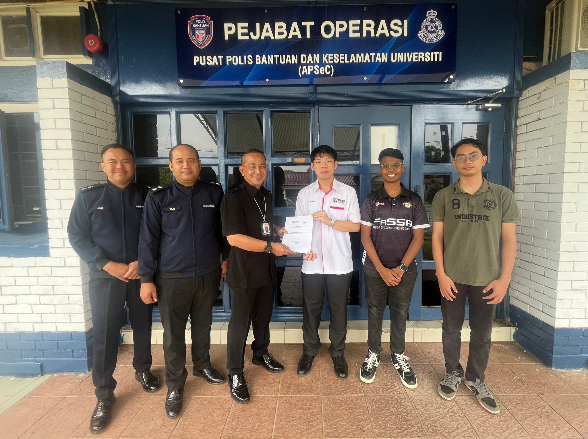 APSeC / Polis Bantuan UPM... - APSeC / Polis Bantuan UPM