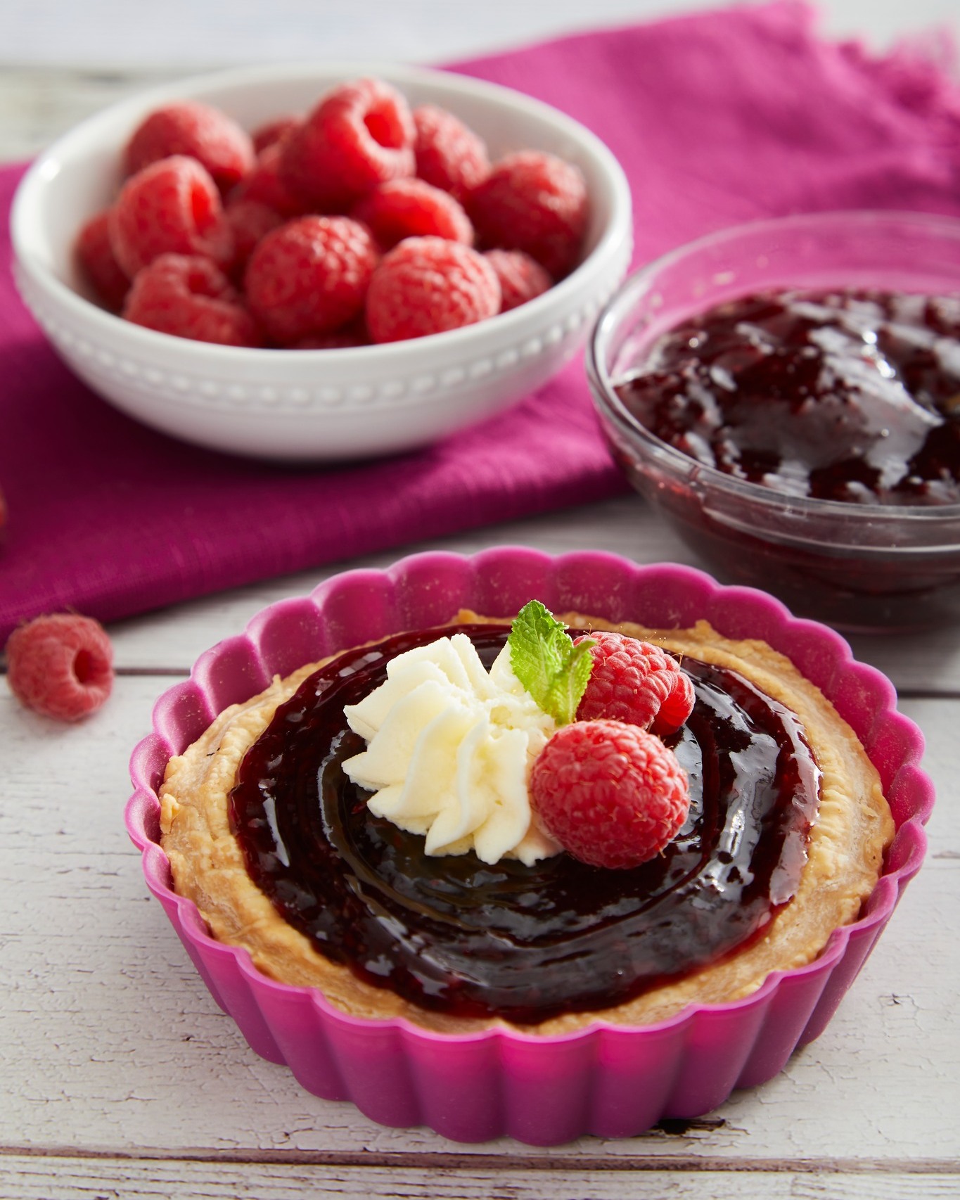 Solo - Raspberry tarts are the perfect summer treat! 🍓☀️ Use our ...