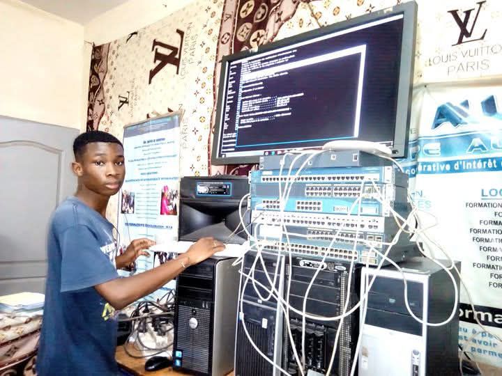 Groupe - #FORMATION CISCO CCNA 200-301 Cisco Certified Network ...