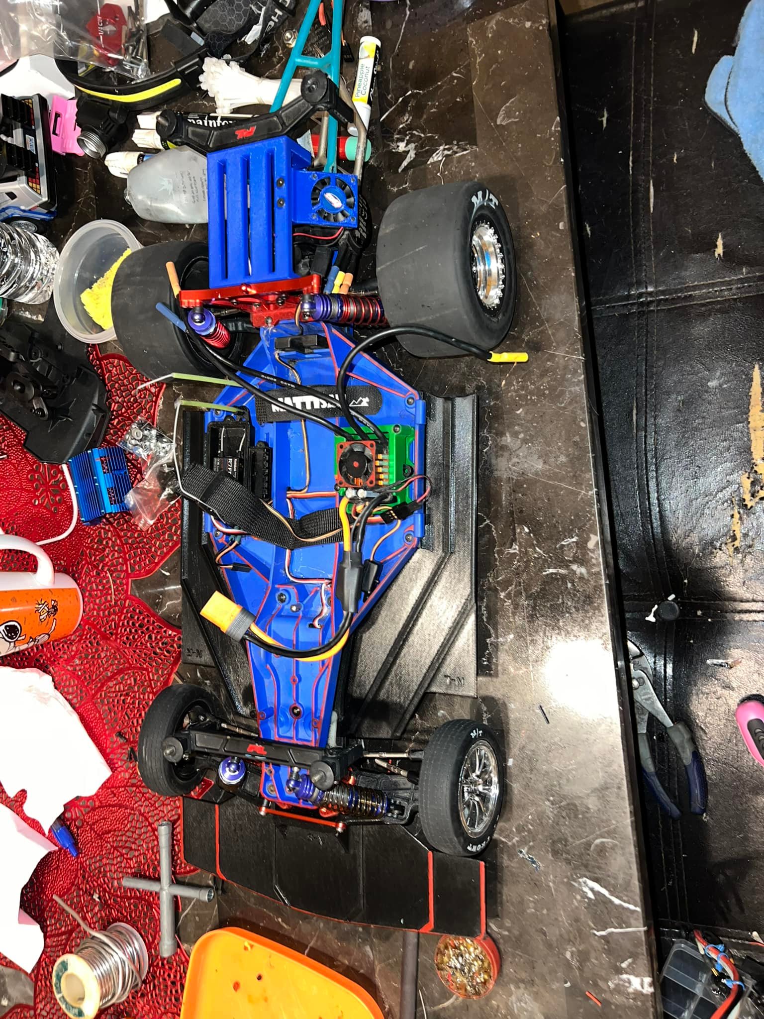 Traxxas EZ-Peak Plus Dual – Chargeur Double Pour Batteries LiPo/NiMH, 8A, Avec 2 Accus, Modélisme