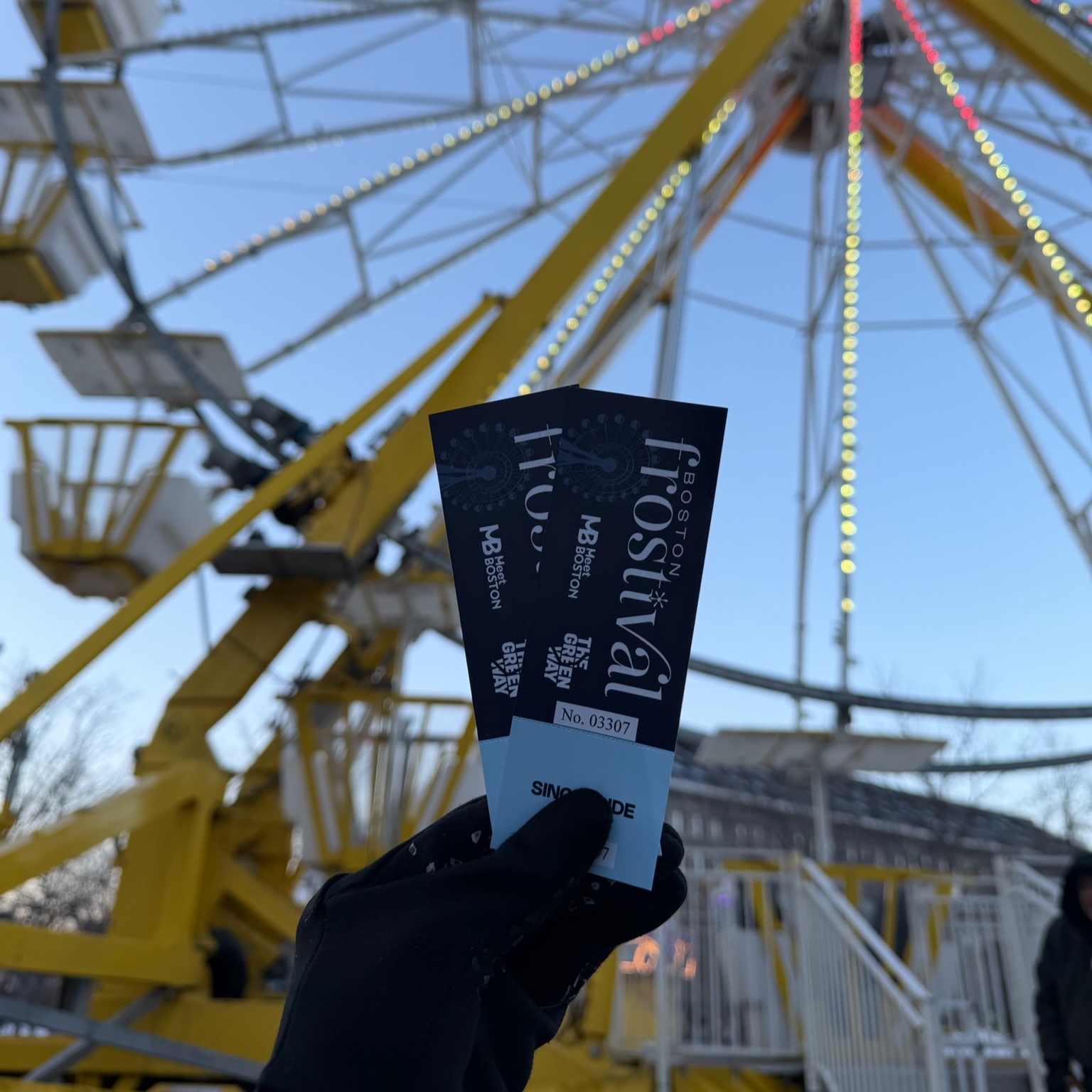 After a long and exciting wait, the Frostival Ferris Wheel is