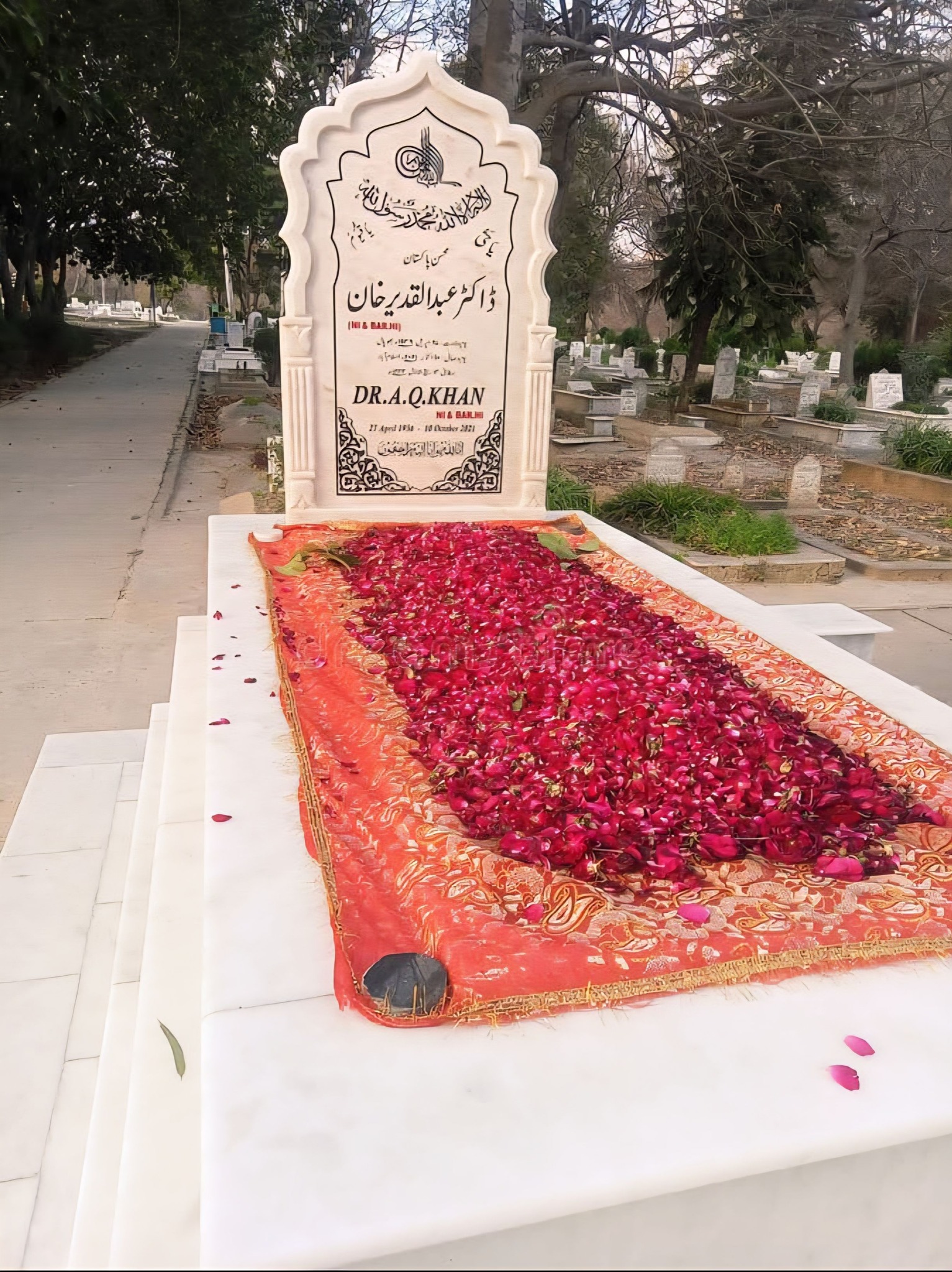 Pakistan - محسنِ پاکستان ڈاکٹر عبدالقدیر خان – قومی دفاع کی تاریخ کا ...