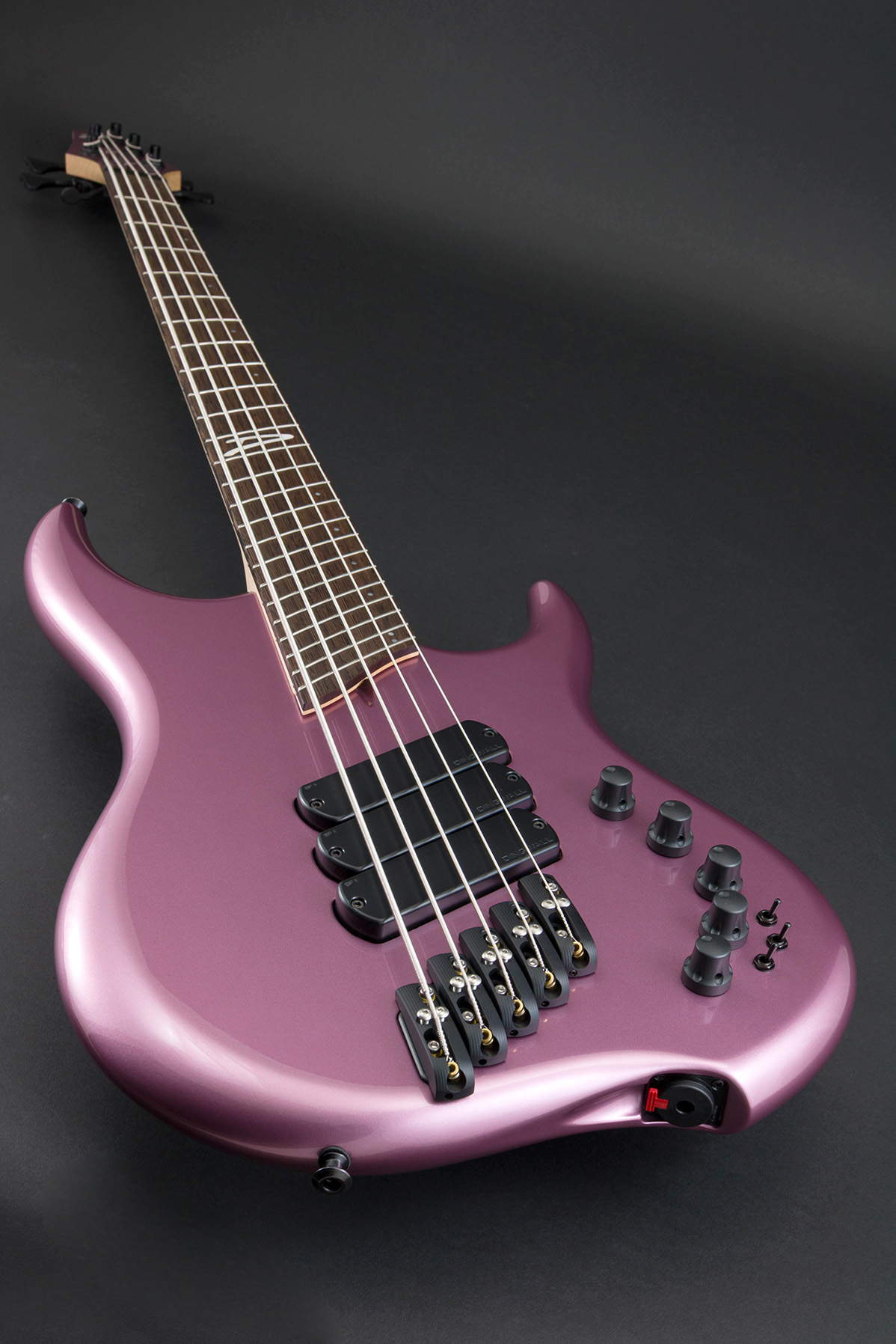 Get to know this Dingwall Z3 5-string! Any love for Buckeye Burl