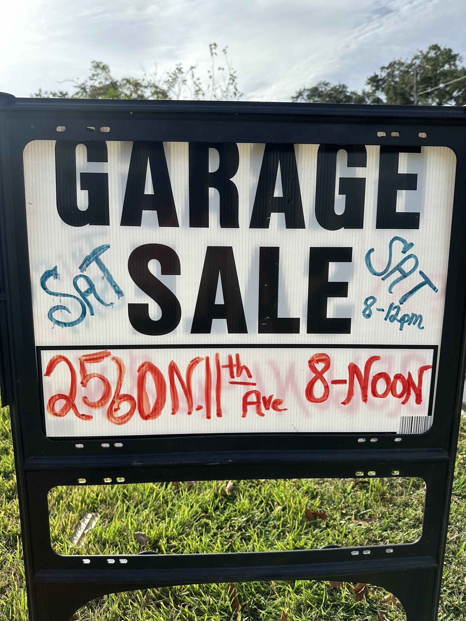 Giant Garage Sale by the Pensacola Parrothead Club