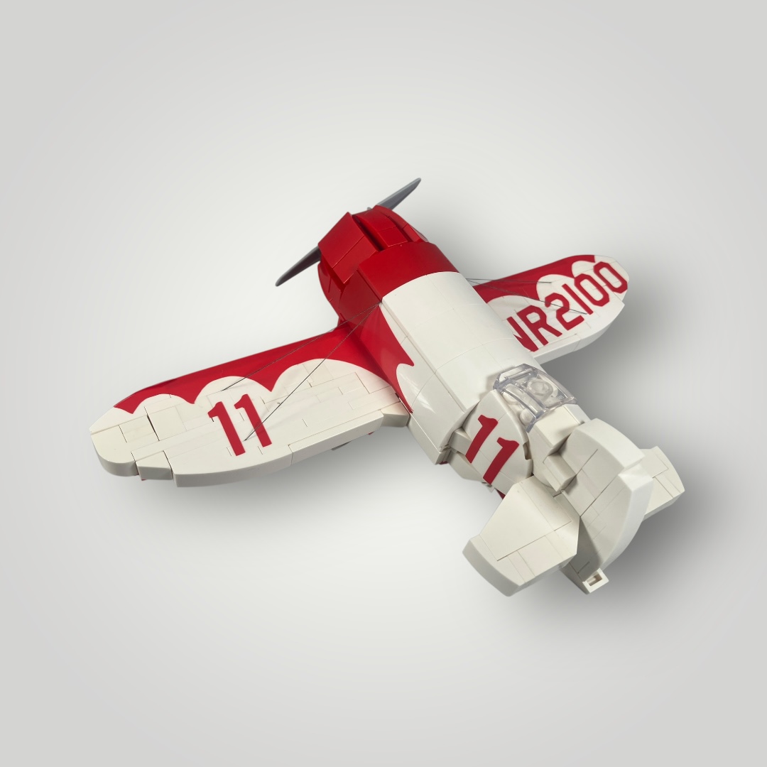 Gee Bee R-1 model with Pratt and Whitney R-1340 engine