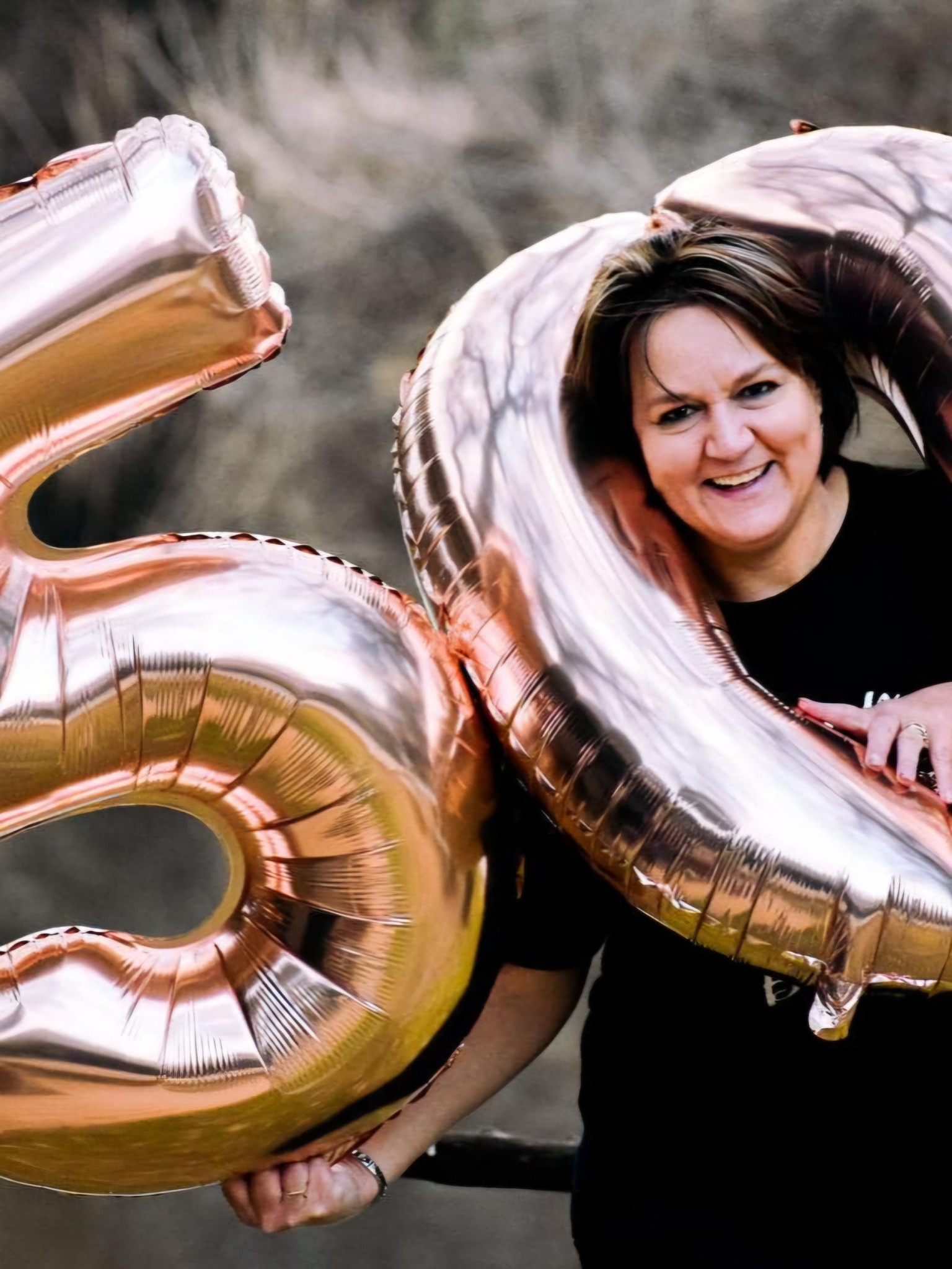 KayanZee Parys - 🎉 ’n Goue mylpaal gevier op goue grond!... | Facebook