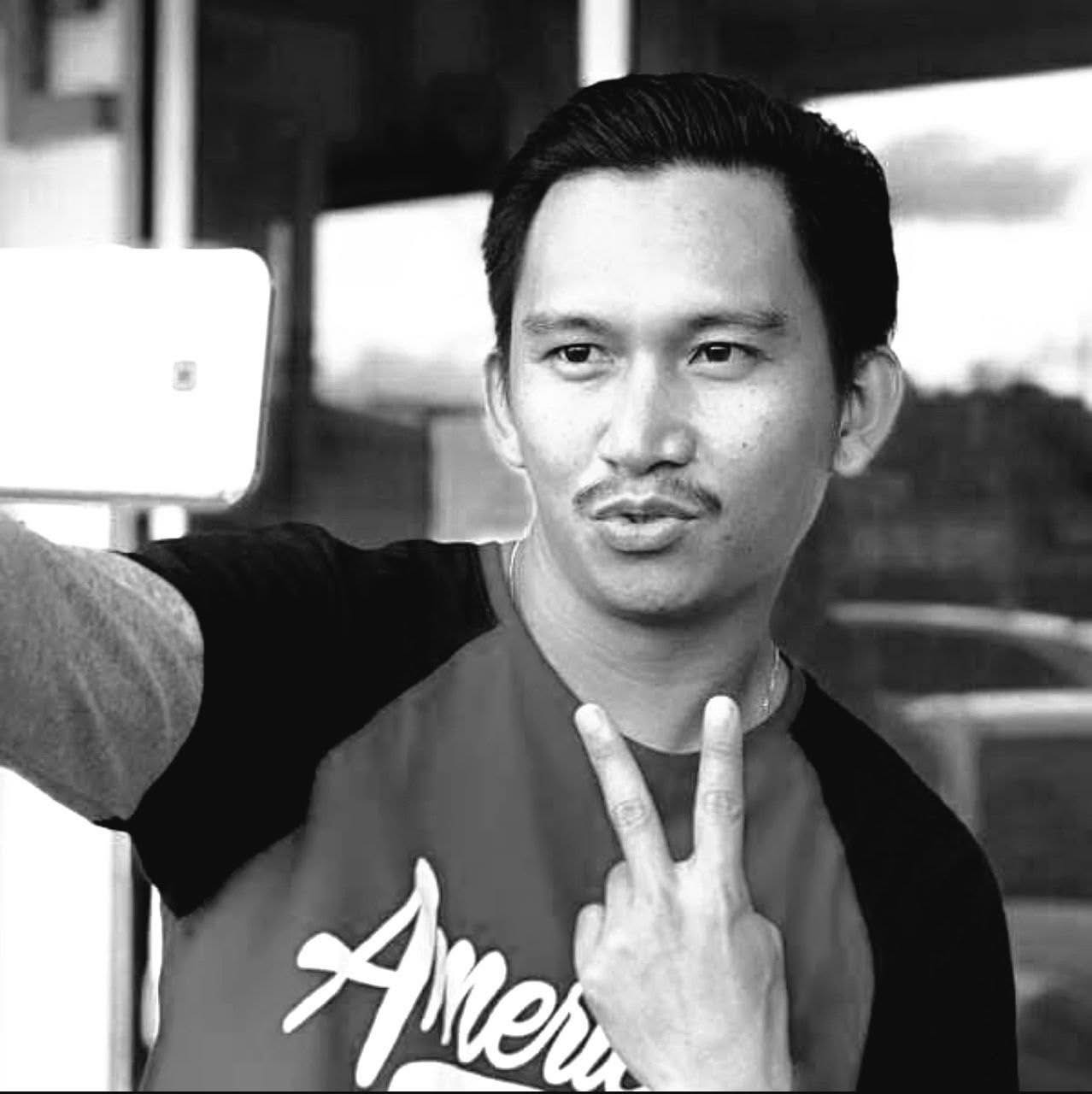 Tanak - Penyanyi dan bekas peserta Akademi Fantasia Musim 4, Lotter ...