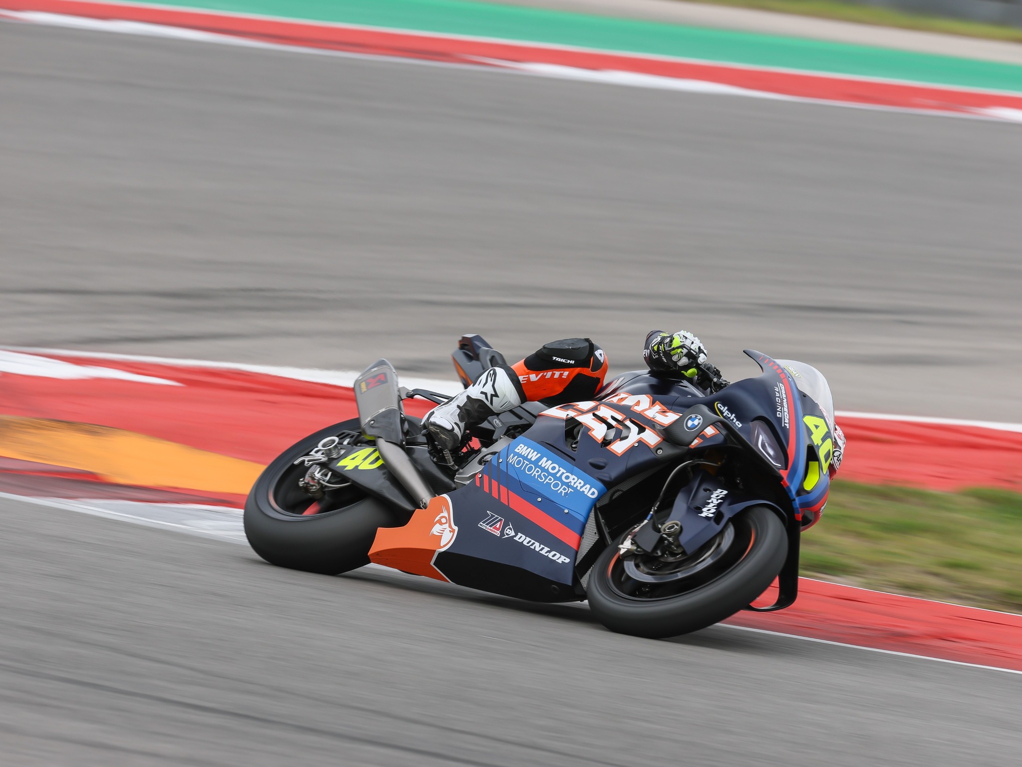 Superbike is back! 🙌 Scenes from the Dunlop Motorcycle Tires Test