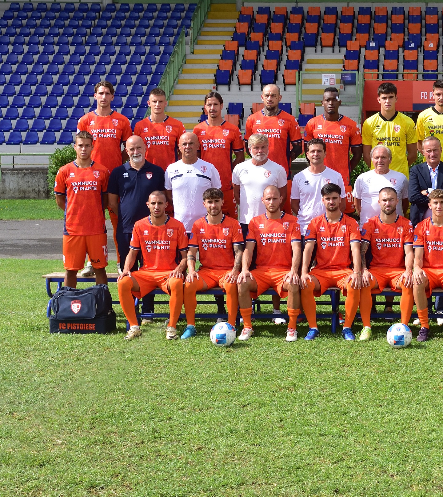 FC Pistoiese - ⚽🧡💙 FRANCESCO MEZZONI È ARANCIONE!!! 👇👇👇 Nato a Roma il ...
