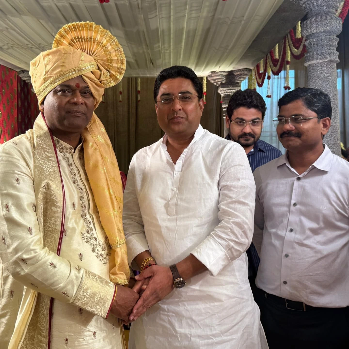 Dr Tushar Rathod - तुषार राठोड