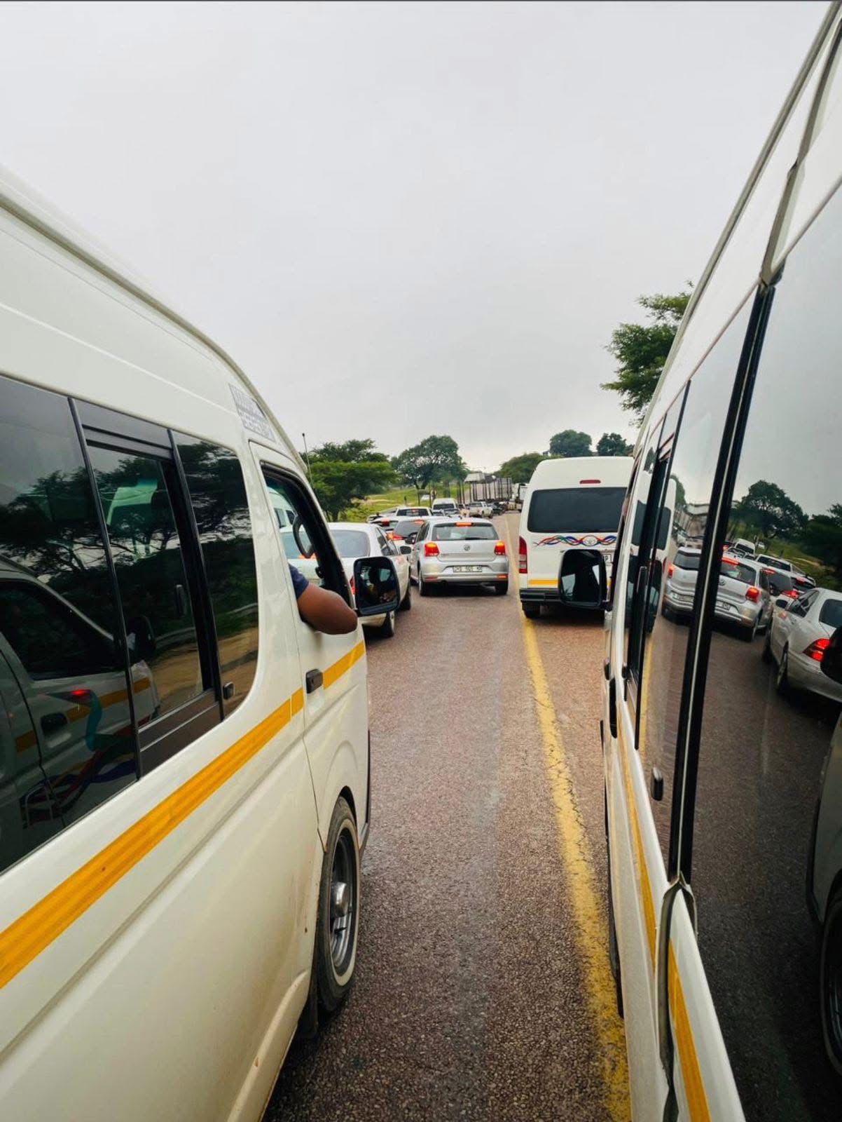 Public Outreach | The R40 road is... - Bushbuckridge Cover | Facebook