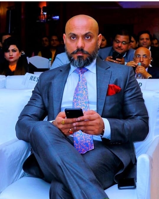 Rakesh Pandey बड़े सरकार | Facebook