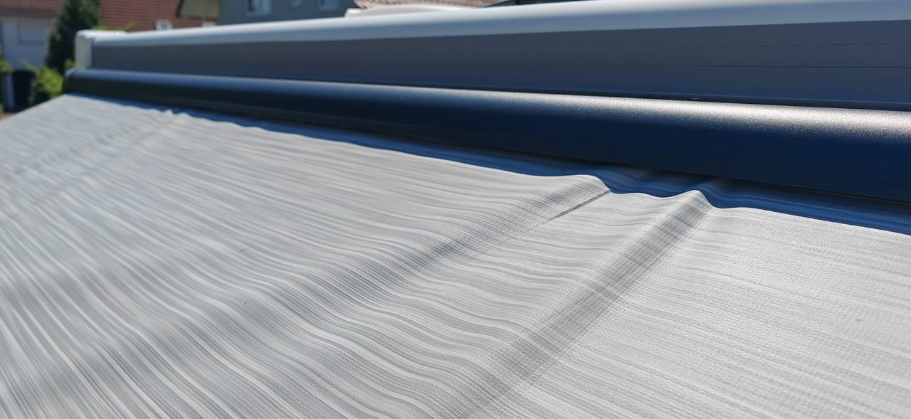 amazon tunnelzelt 6 personen Outsunny Campingzelt für 4-6 mit Doppeltüren Grau Mit 3 Räumen, Lichthaken, Gruppenzelt, 3000mm Wasserabweisend, Familienzelt, für einschlafen Bracket:No Mountkit RV Power Markisenmotor 373566
