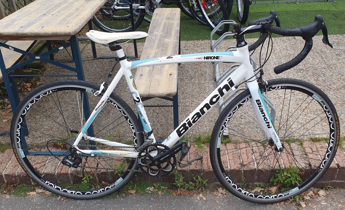 bianchi c2c via nirone 7 hydro carbon fiber road bike 2010 Frame set AluHYDRO Aluminium  Roger Garage Custom Bikes the address of Edoardo Bianchis first workshop in Milan Bianchi Via Nirone 7 Claris
