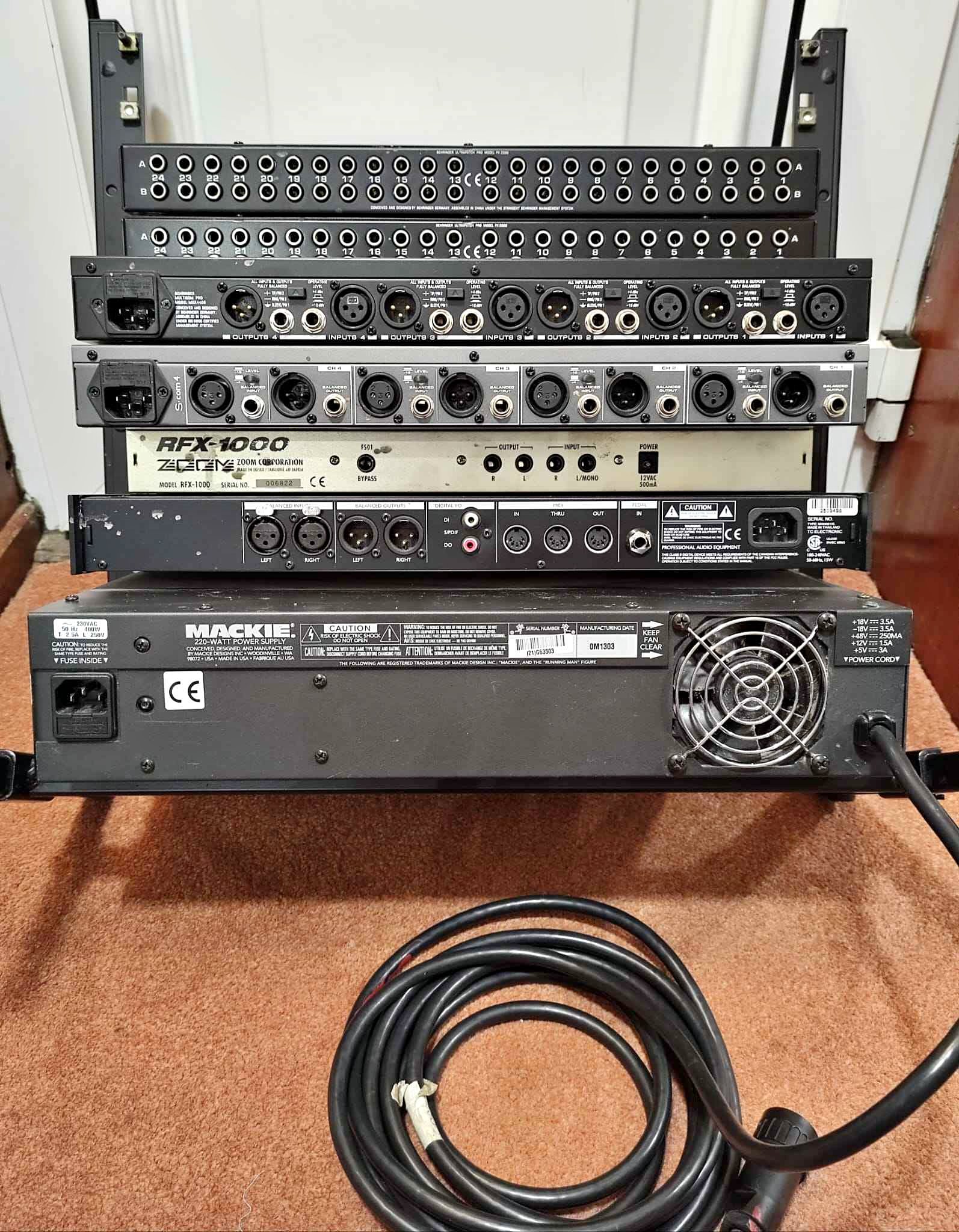 🎛️ Pro Audio Studio Rack Setup – 4ch Compressors, Multi-FX, Patchbay ...