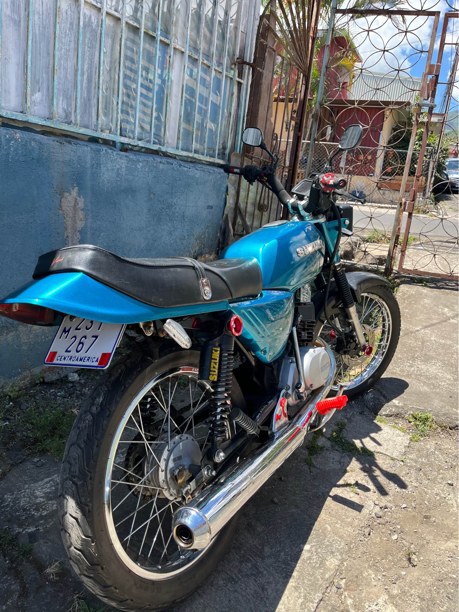 Ax100 original al día 🚀 - Motorcycles & Scooters - San José, Costa Rica ...