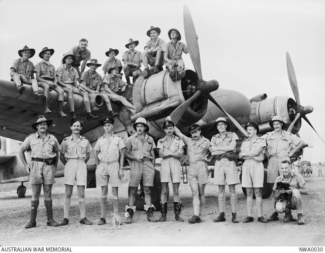 Air - 31SQN members pose in front of one of their aircraft at Coomalie ...