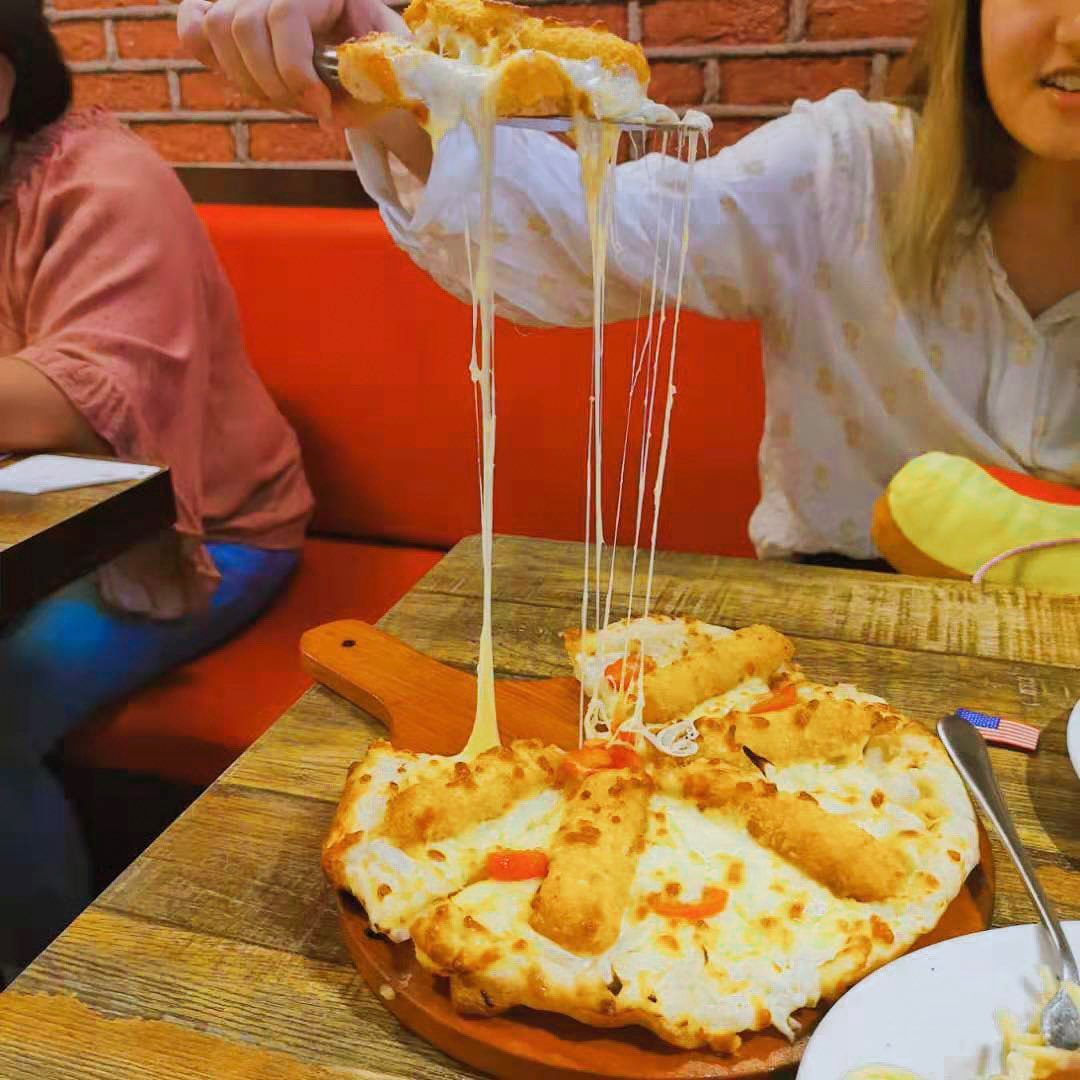 Us Pizza Malaysia Cheese Pull To Solve Your Cravings Via Fb Order Online Https Order Uspizza My Uspizza Penang Uspizzamalaysia Uspizzapenang Uspizzagreenlane Uspizzasummerton Uspizzabm Uspizzabukitmertajam Uspizzarajauda