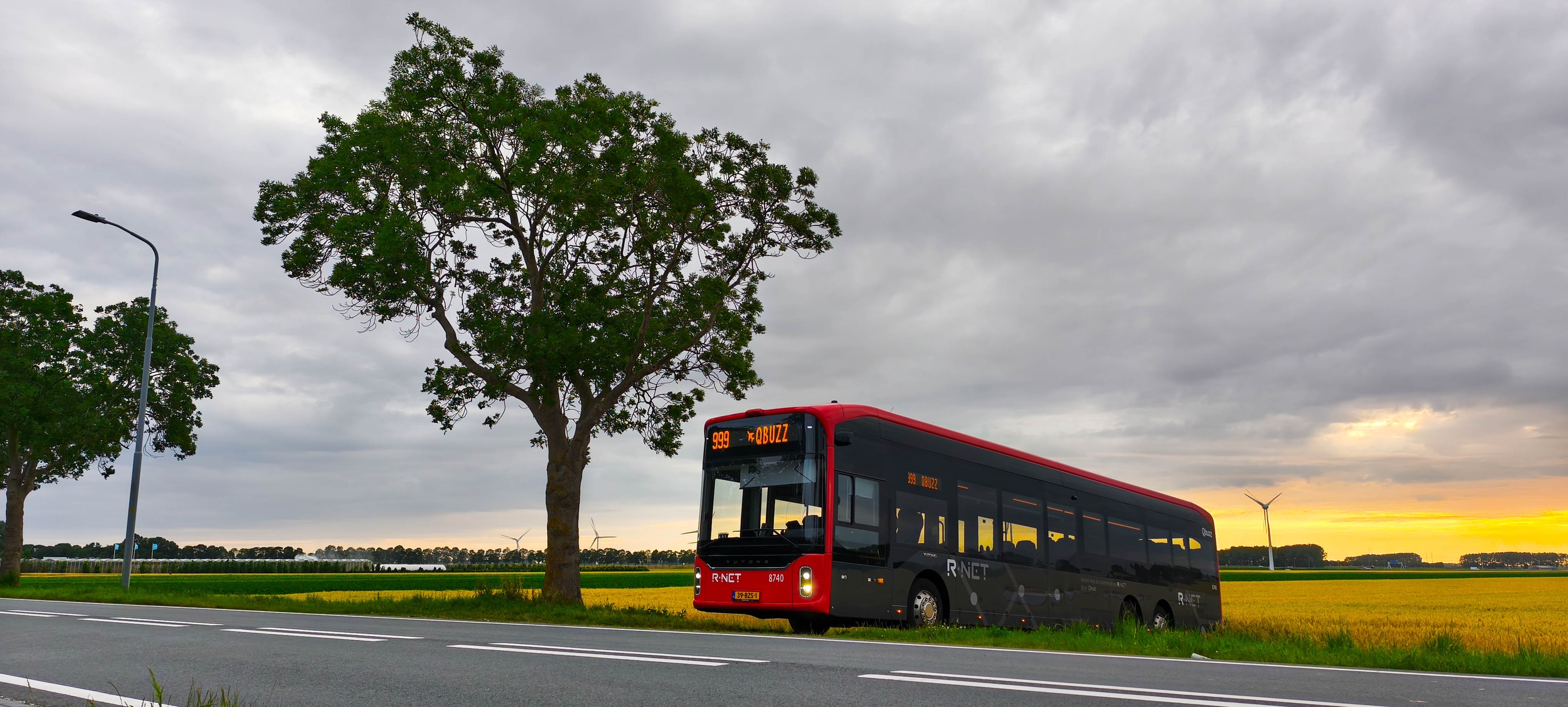 Qbuzz - Omwegen maken soms de mooiste routes… Deze R-NET bus liet ...